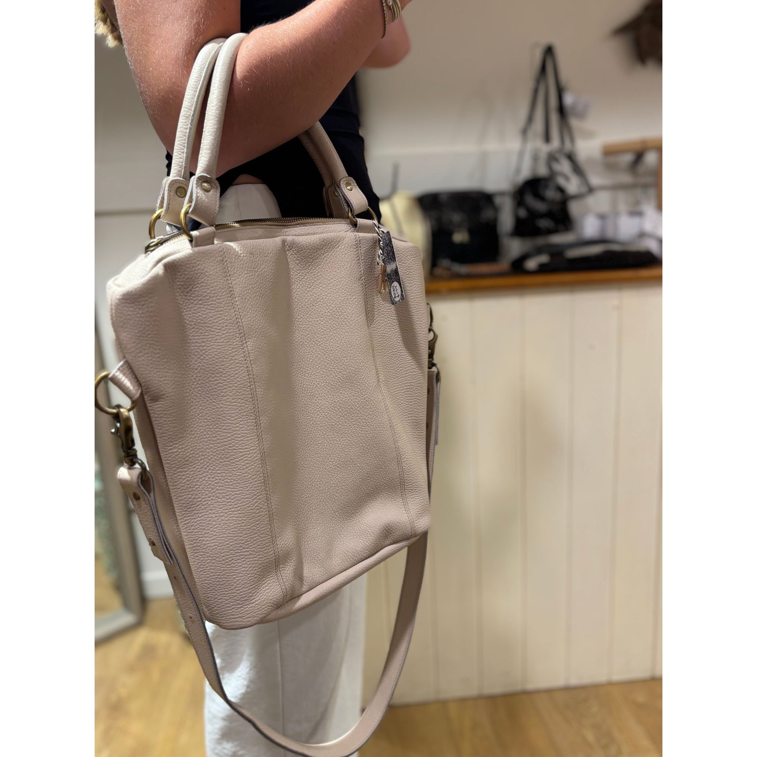 Cream Leather shoulder bag