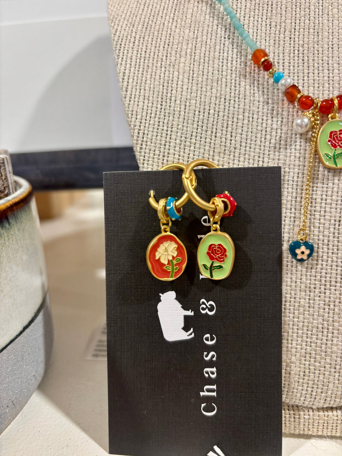 Reversible horse and rose charm set 