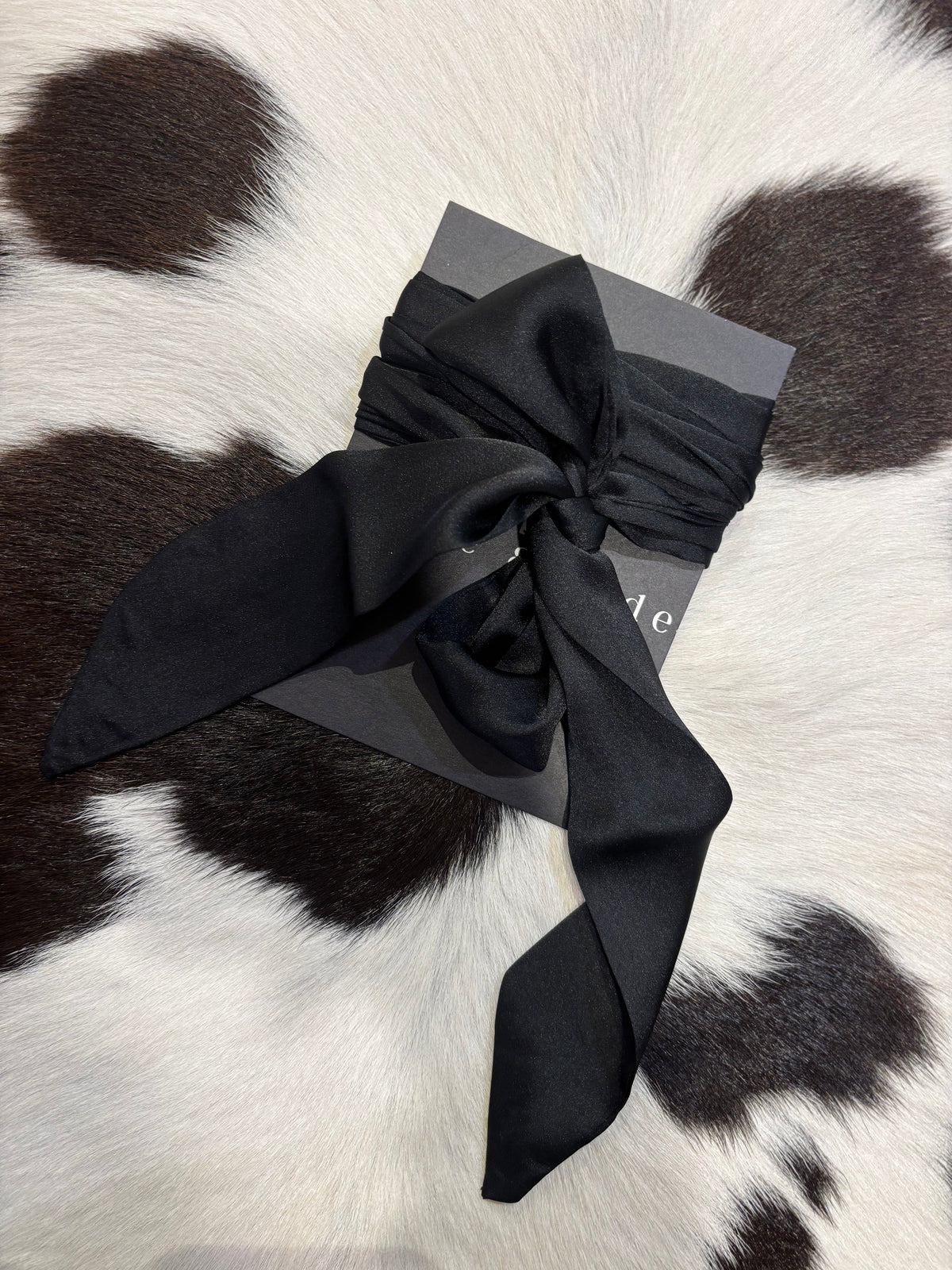 Twilly Neck tie scarf 