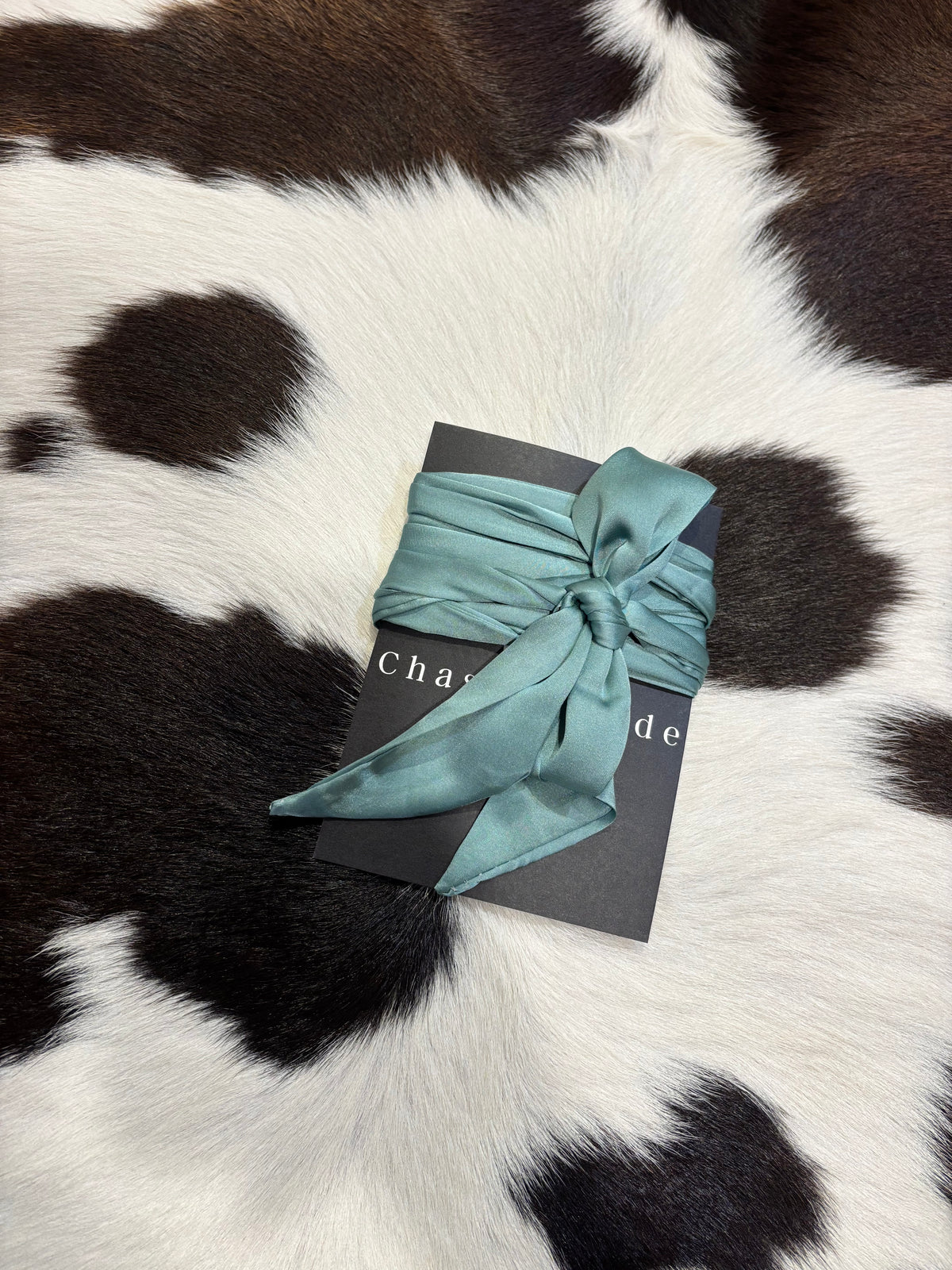 Twilly Neck tie scarf 