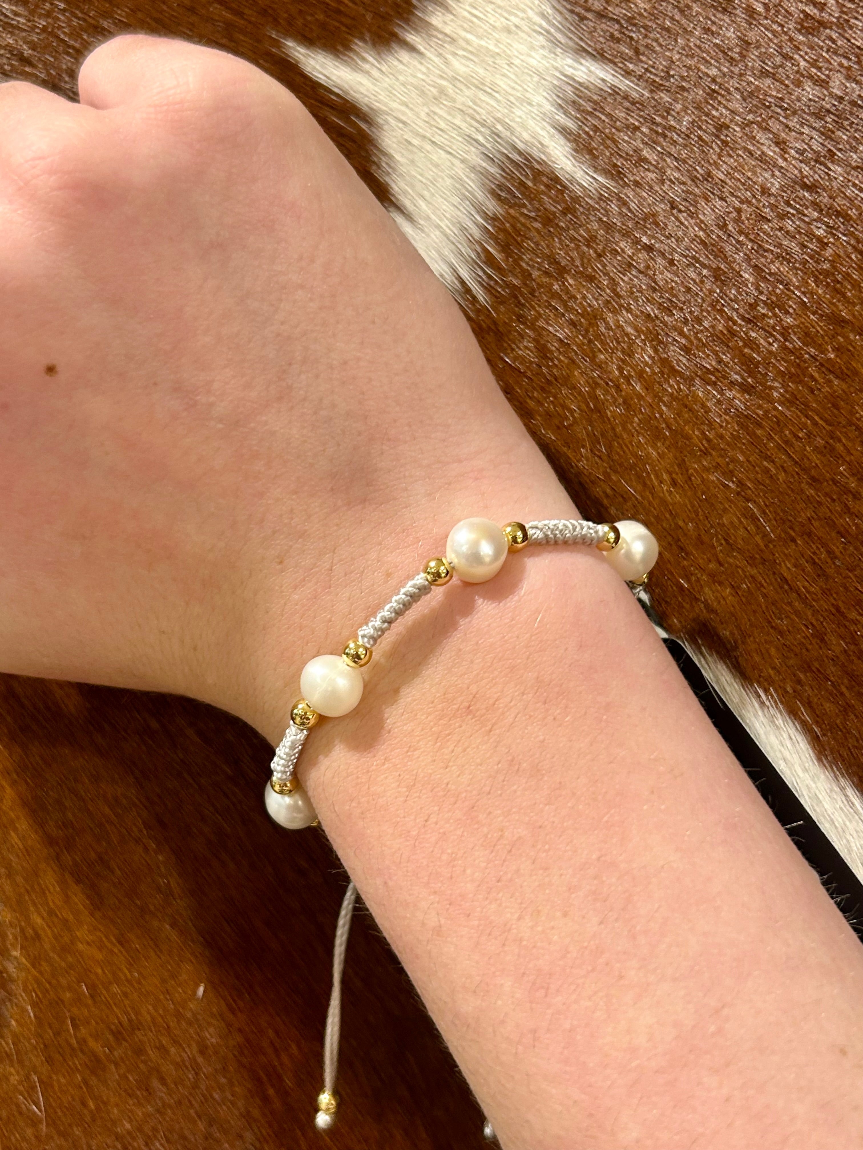 Grey and Pearl Bracelet 