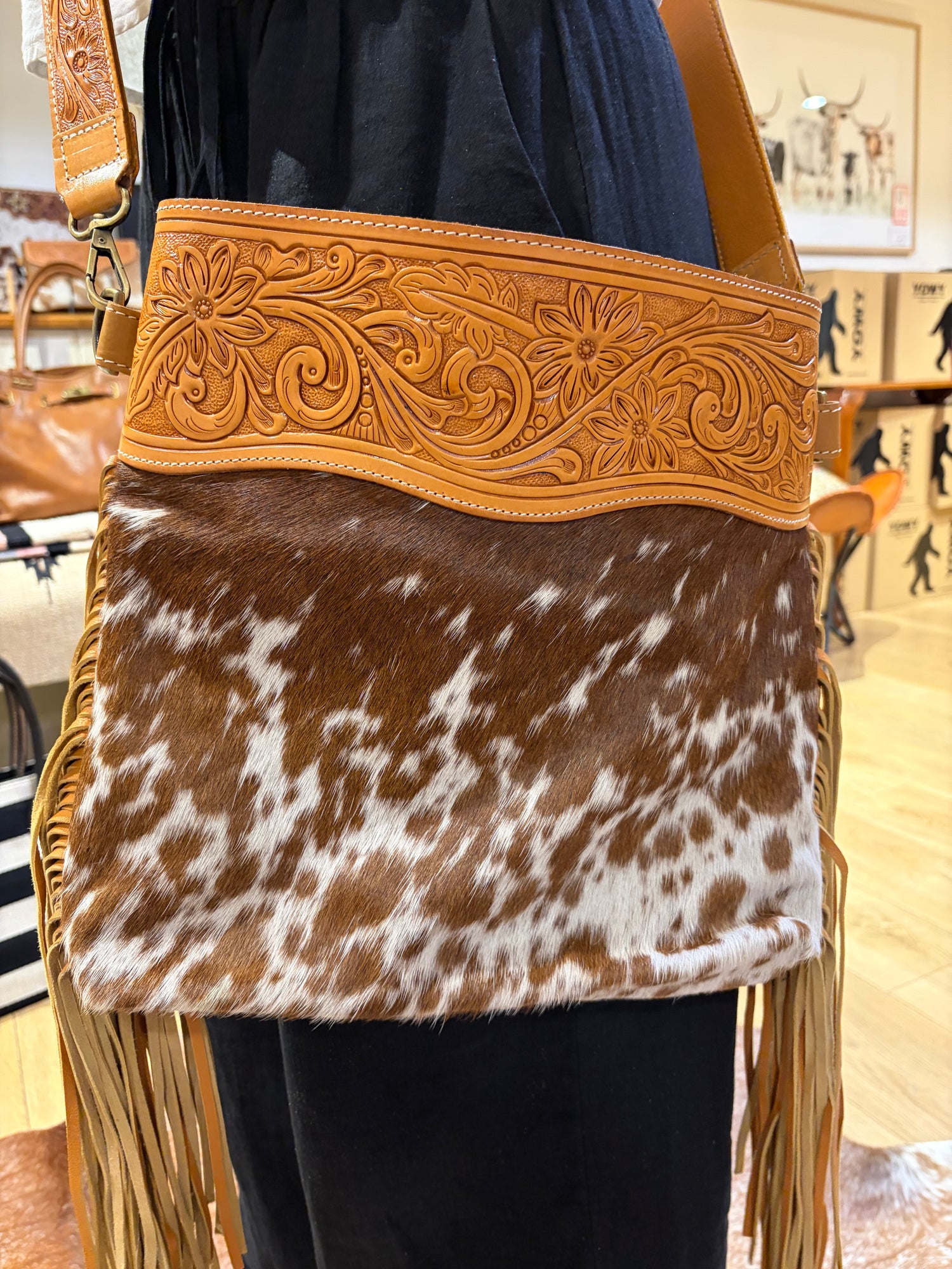 The Winnie Handbag - AB13