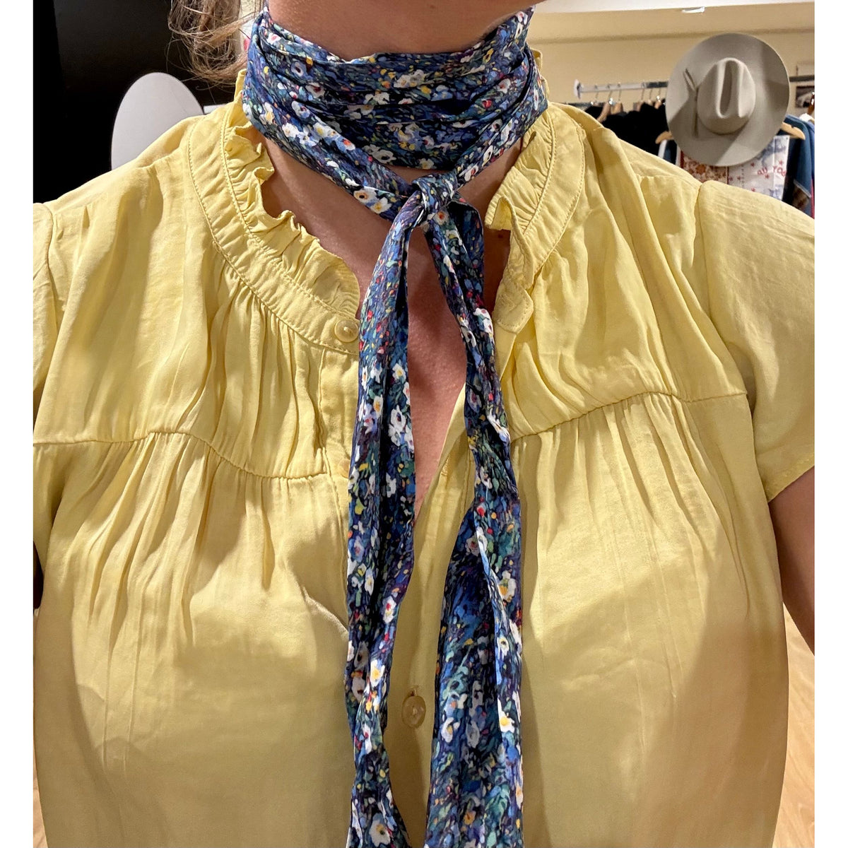 Floral Neck Tie 