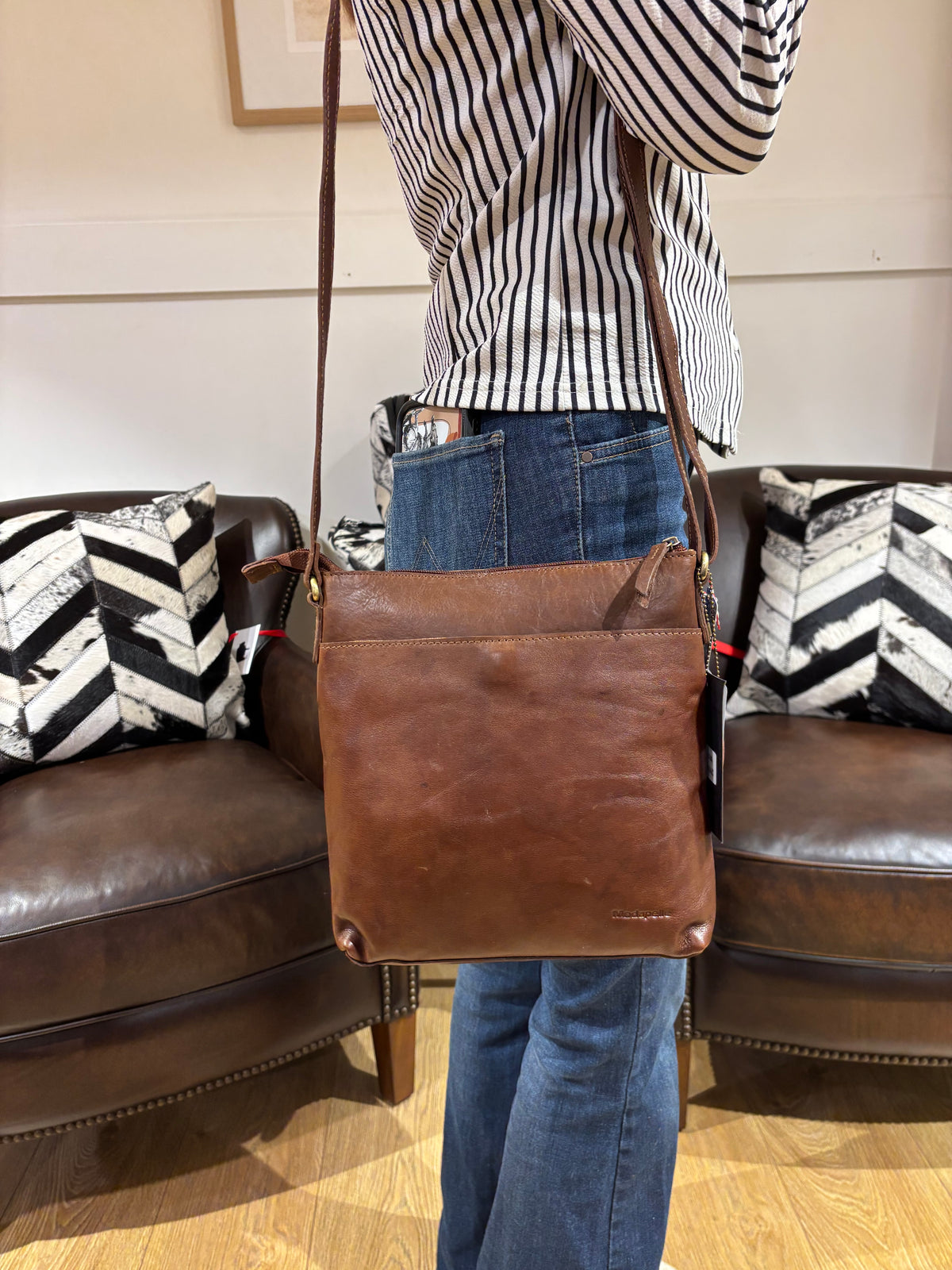 Soft Leather crossbody cognac 6804