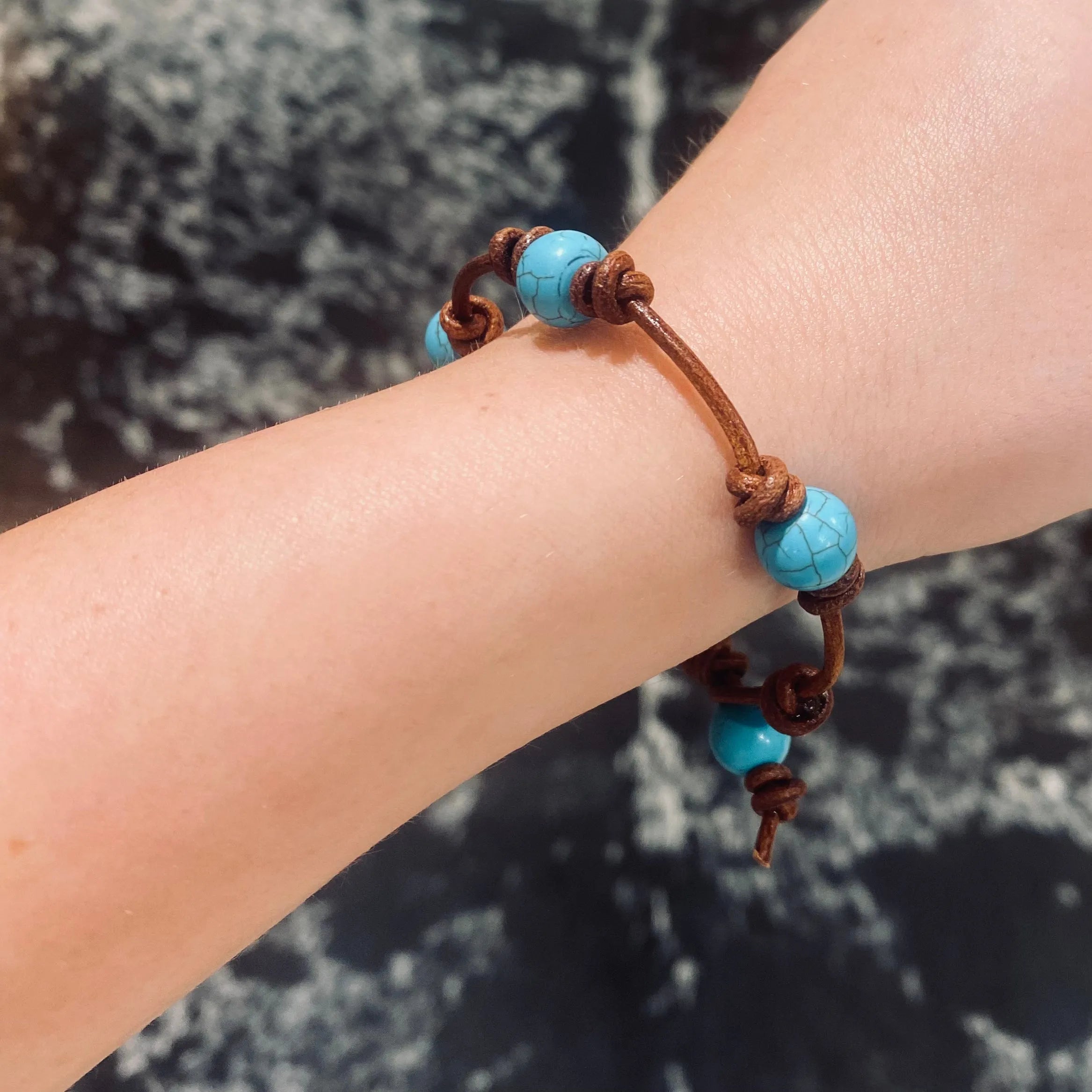 Leather and Turquoise bead bracelet 