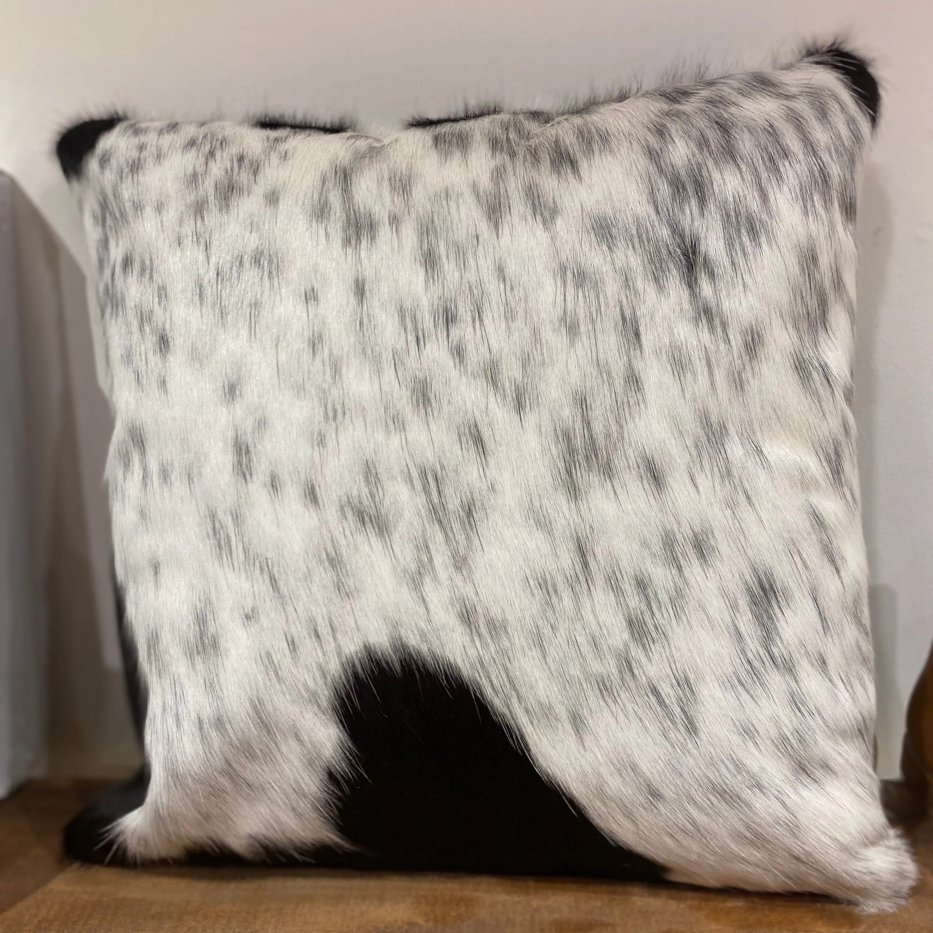 Hide and leather Cushion 