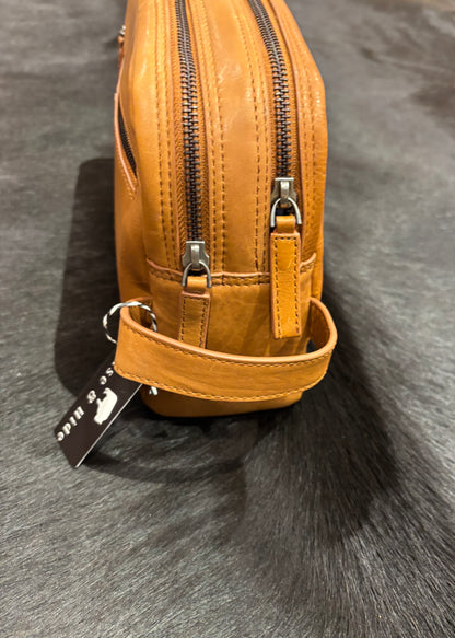 Toiletry Bag Tan 