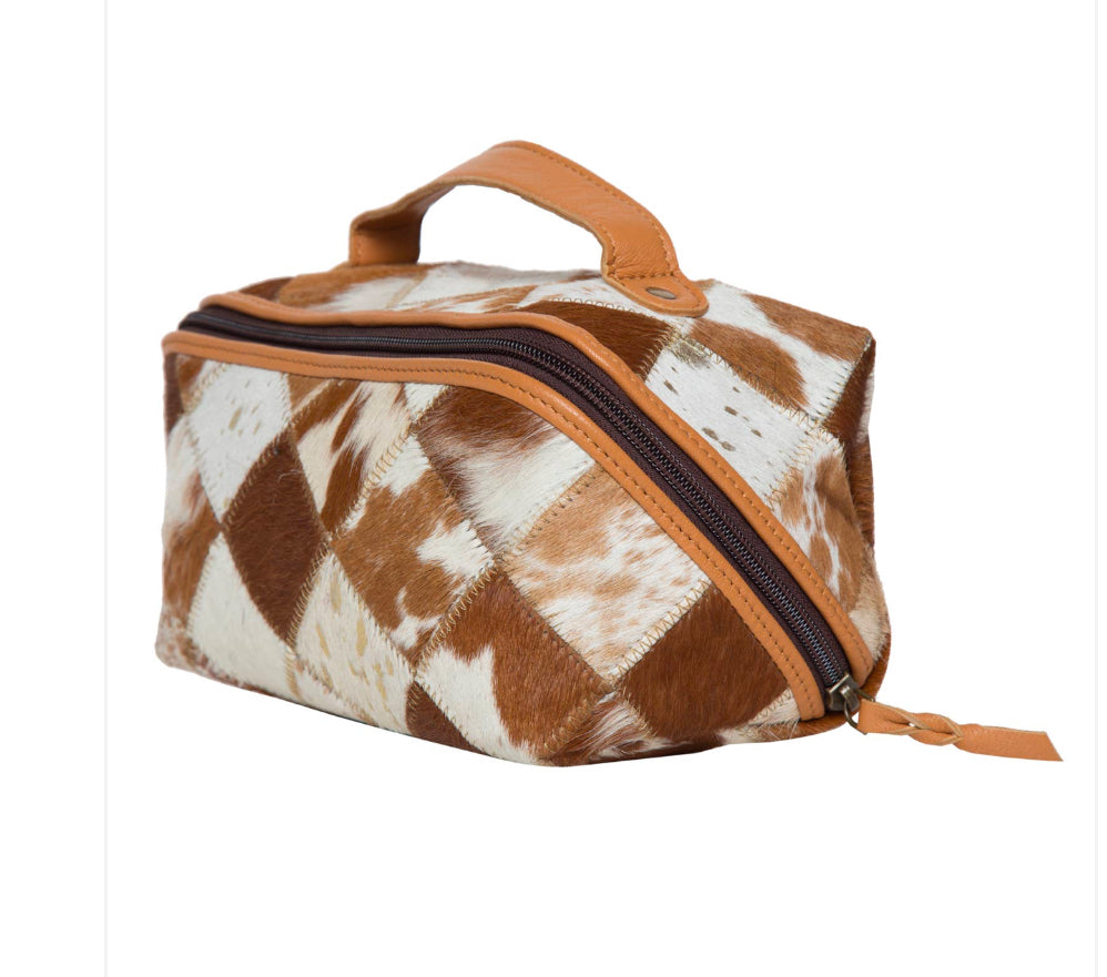 Patchwork Cowhide and Tooling Leather Cosmetics Bag – AT64
