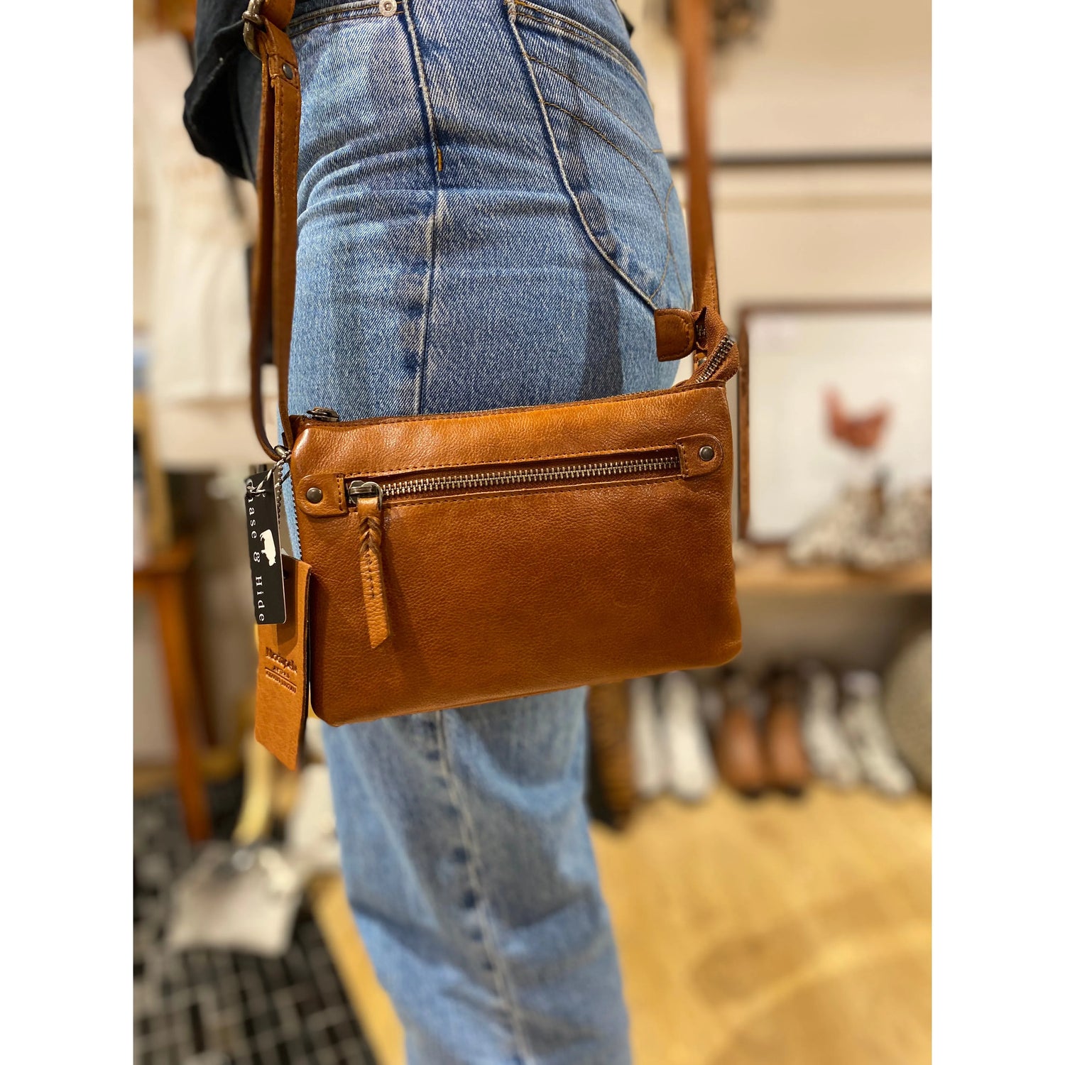 Tan Leather Shoulder Bag 