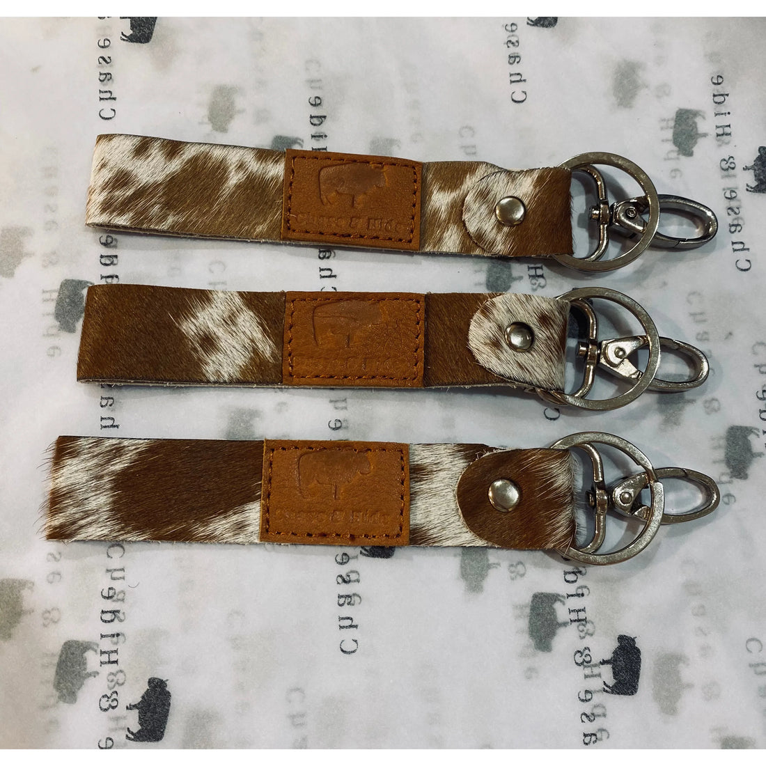 Long Tan Chase &amp; Hide Key Chain: ASSORTED
