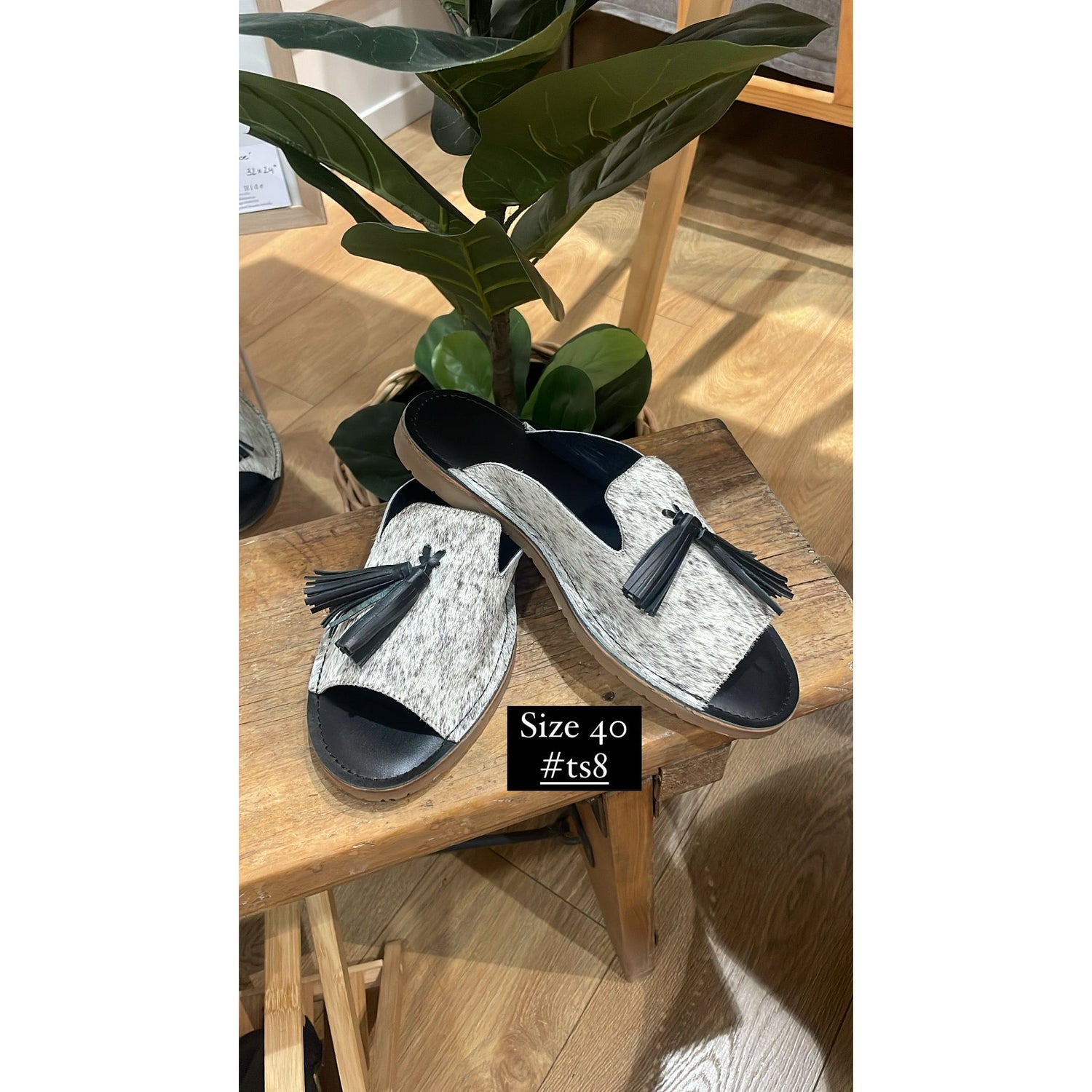 Hide Slide Shoes
