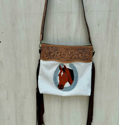 Horseshoe Handbag AB78