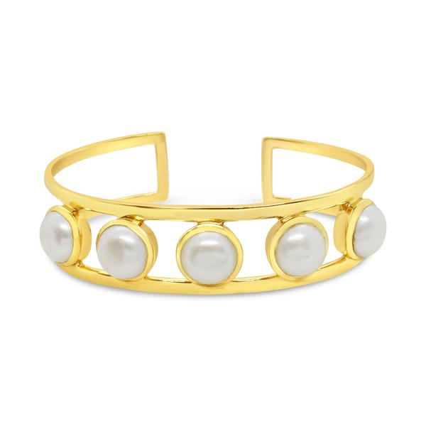 Pearl and Yellow Gold Bracelet