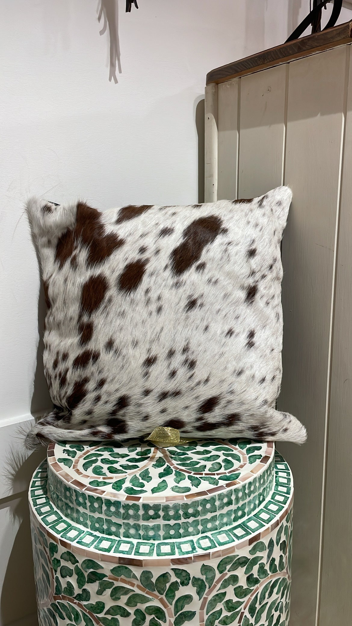 Hide and leather Cushion 