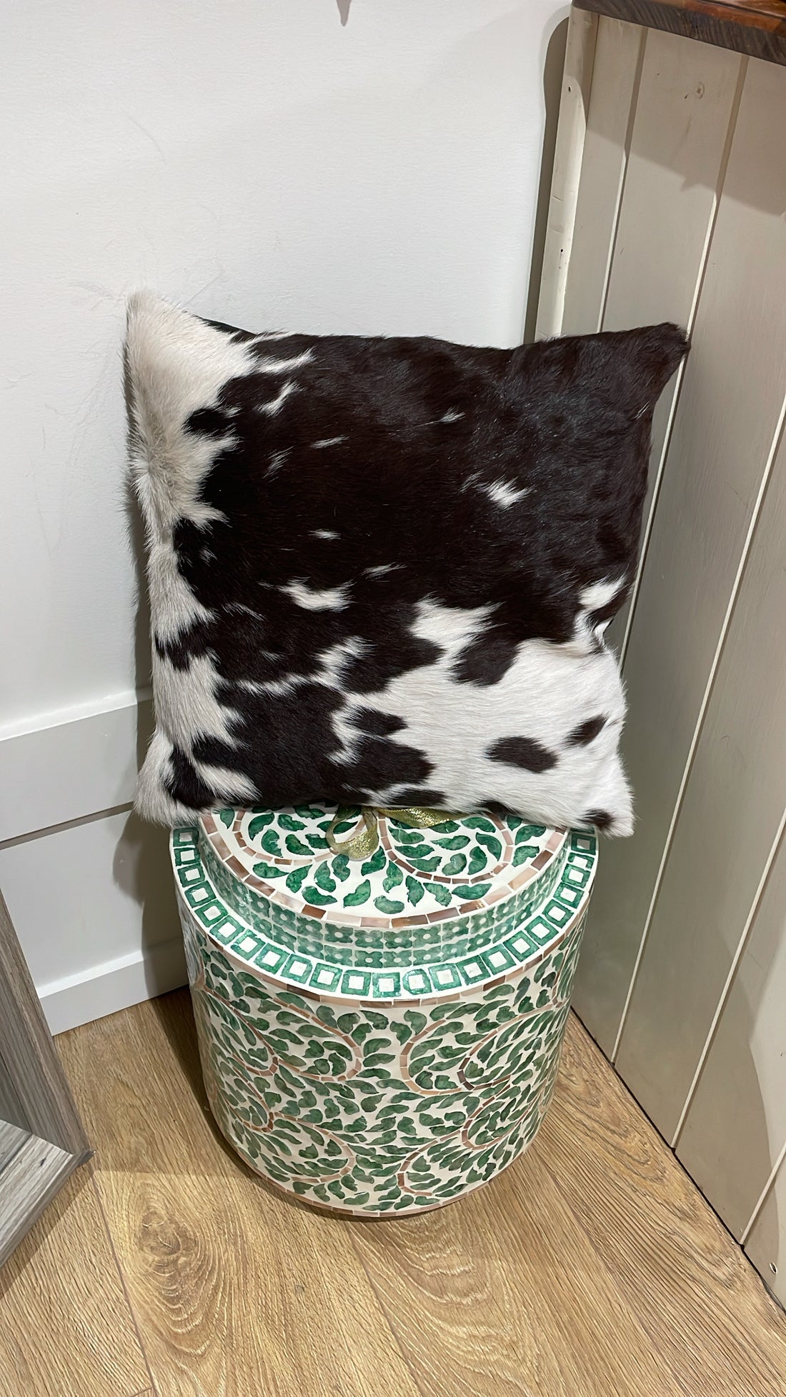 Hide and leather Cushion 