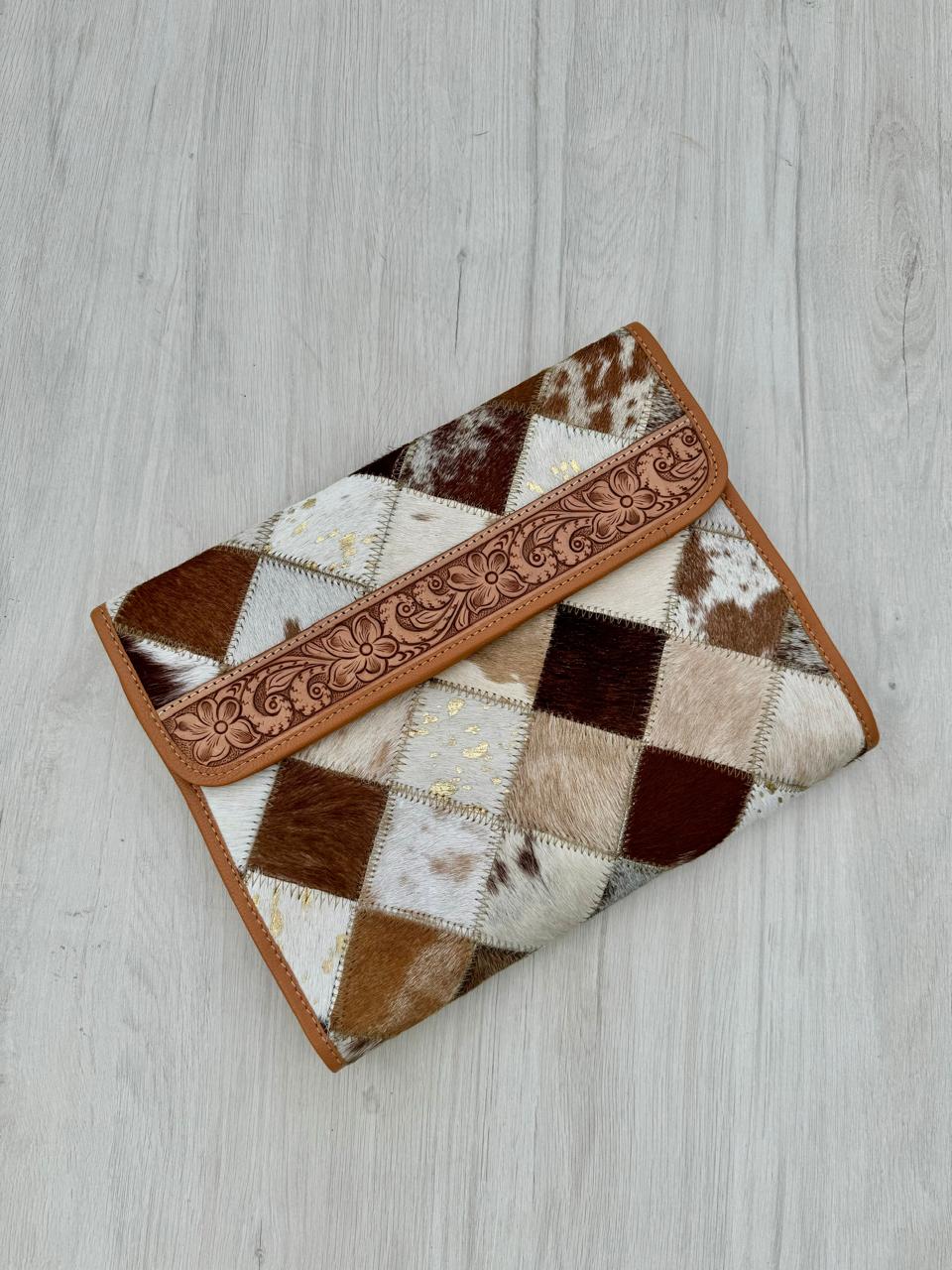 Patchwork Cowhide and Tooling Leather Makeup Bag – AT65