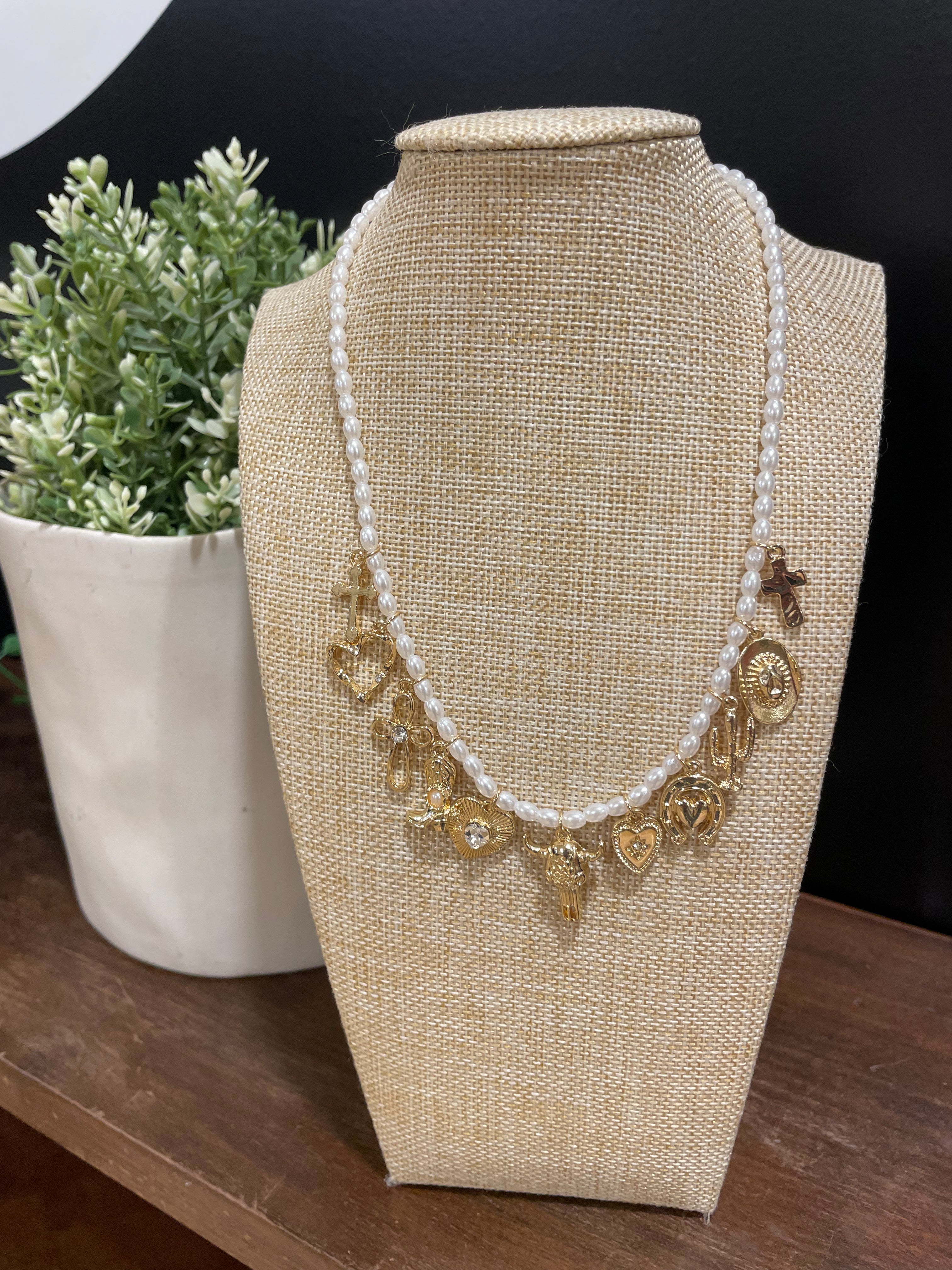 Western Charm Necklace 