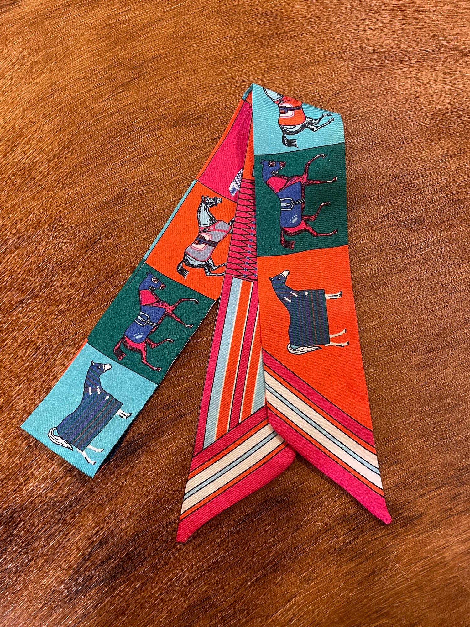 Neck Ties / Scarf / Twilly