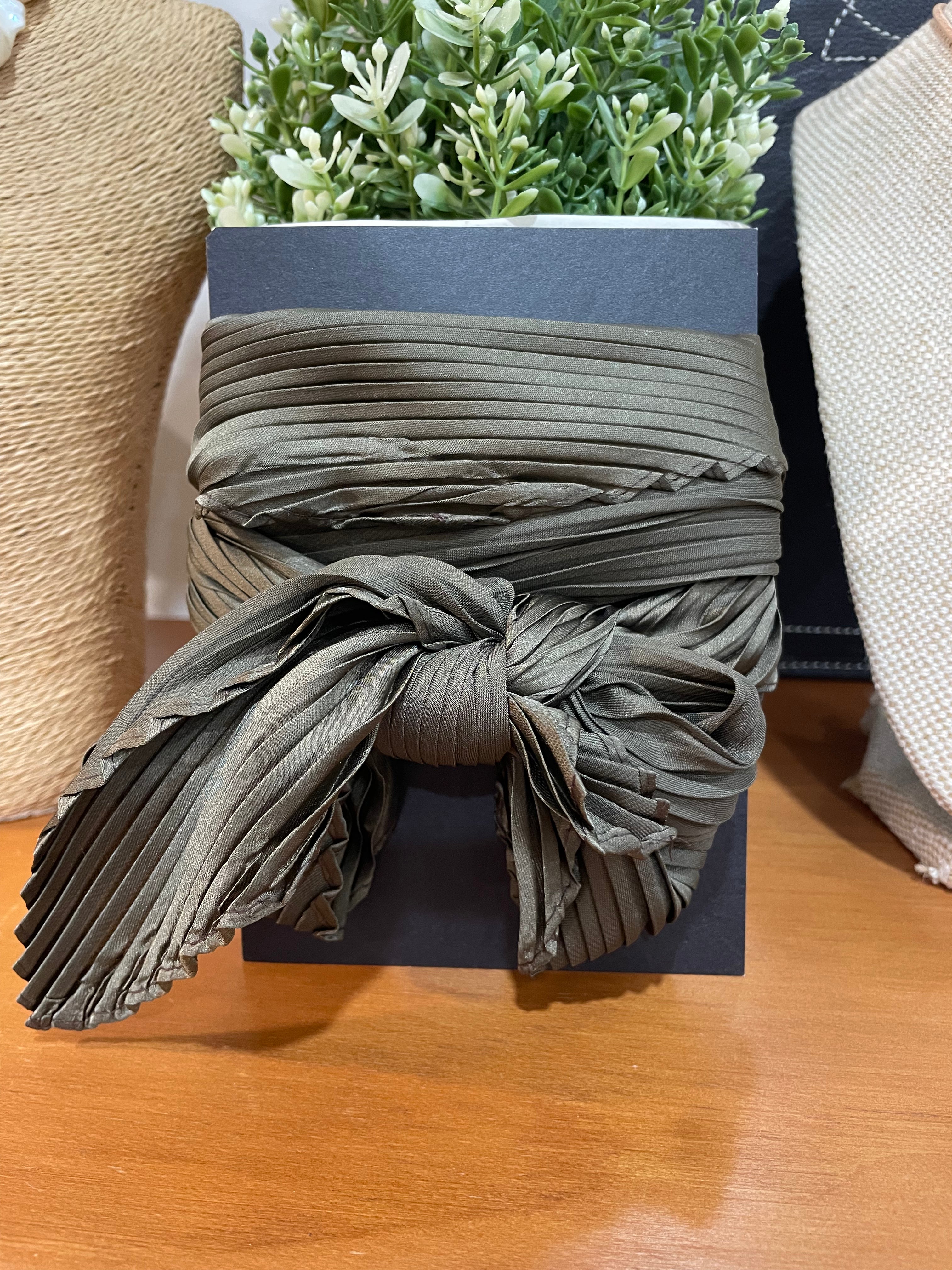 Pleated Silk Twilly Neck Ties 