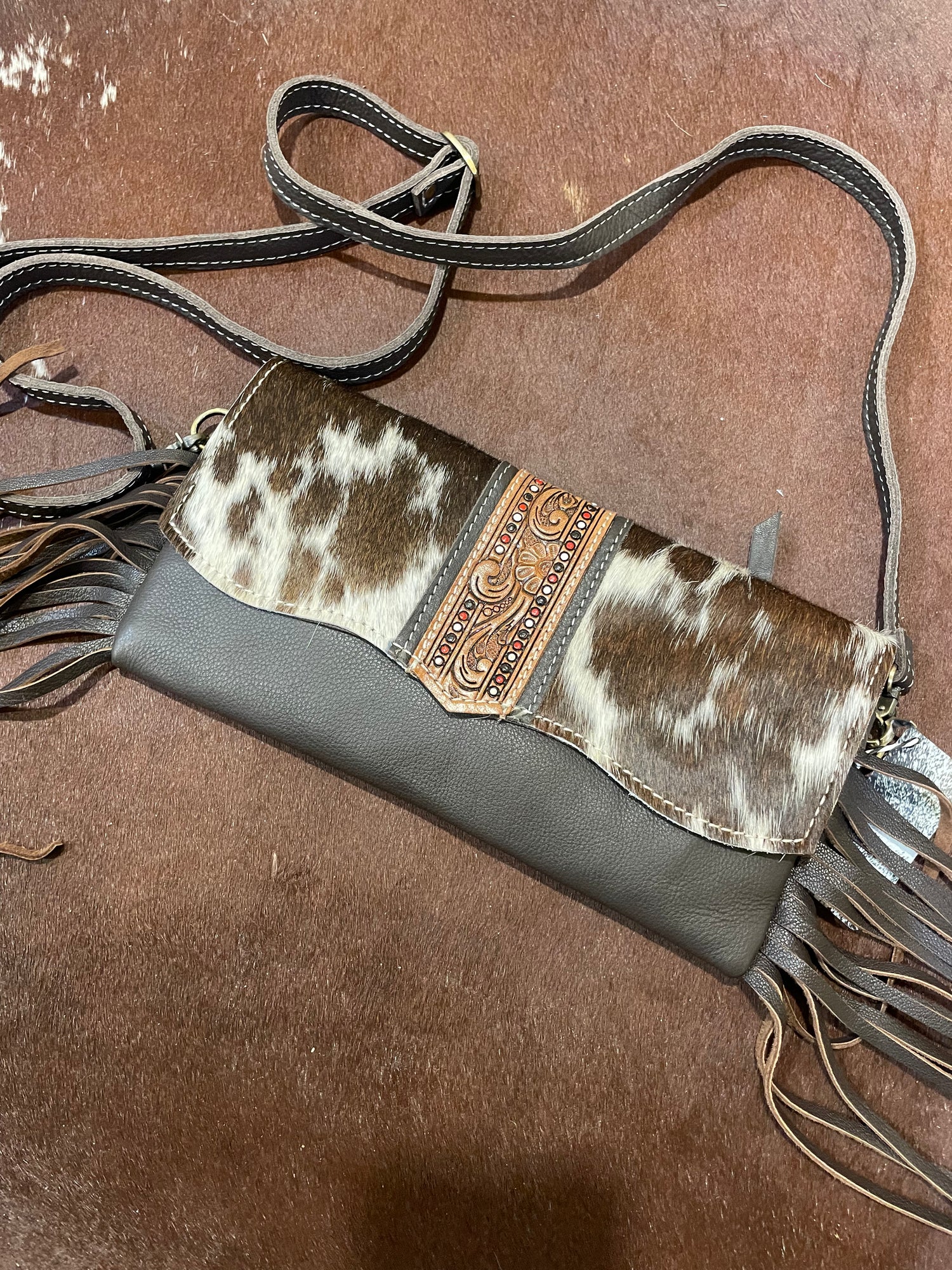 Hand Painted Tooling Leather Flap Cowhide Bag With Fringes – AB74