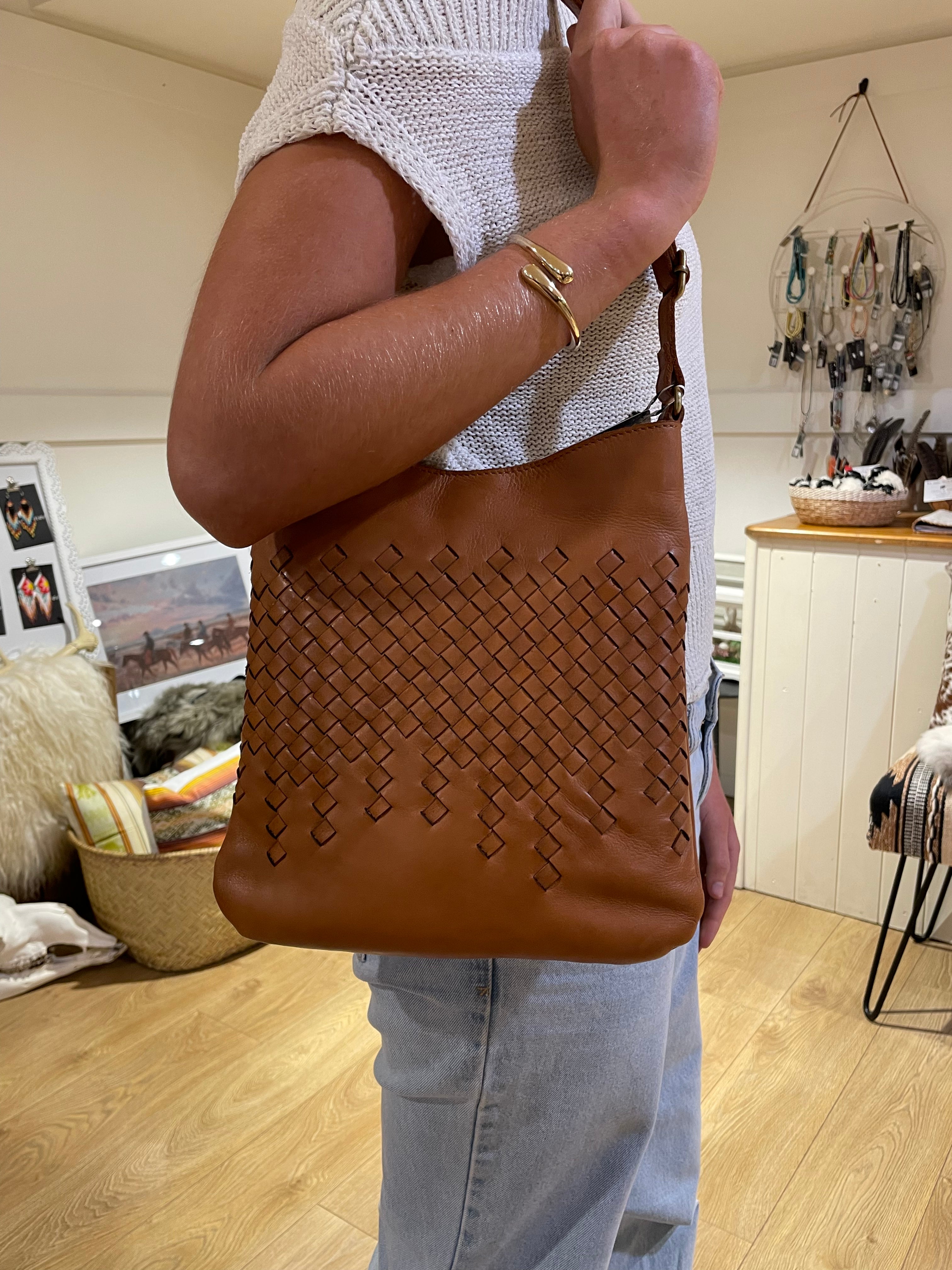Ladies Leather Cross Body – 7896 Tan