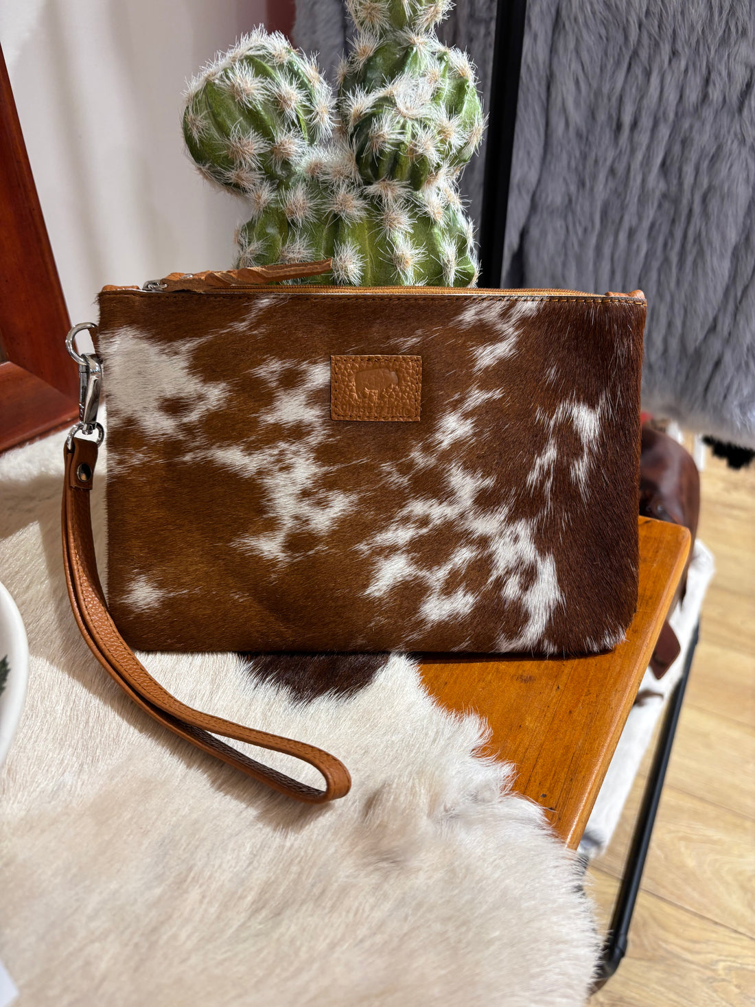 Large Hide Clutch 
