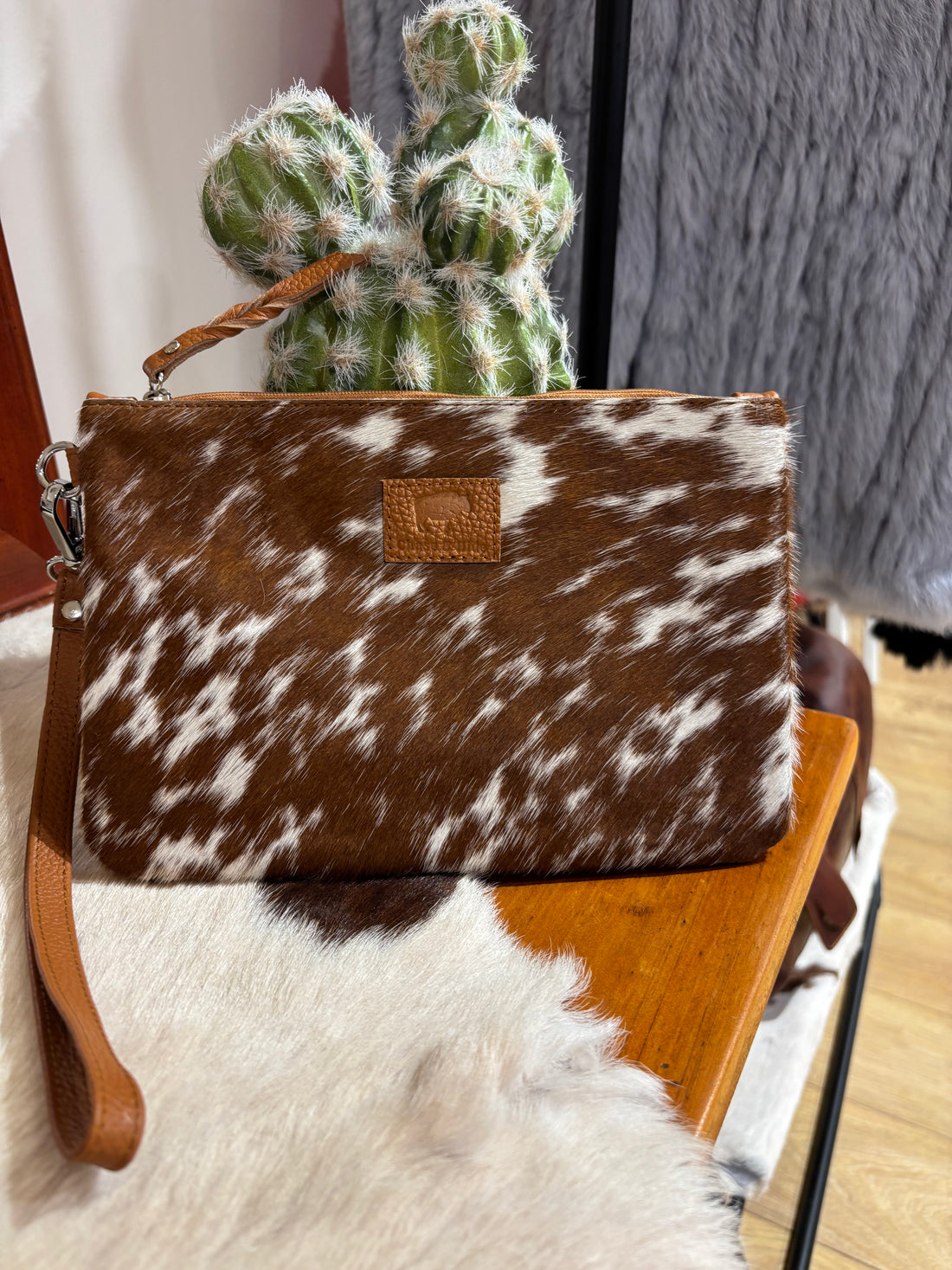 Large Hide Clutch 