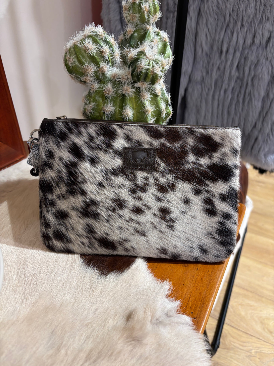 Large Hide Clutch 
