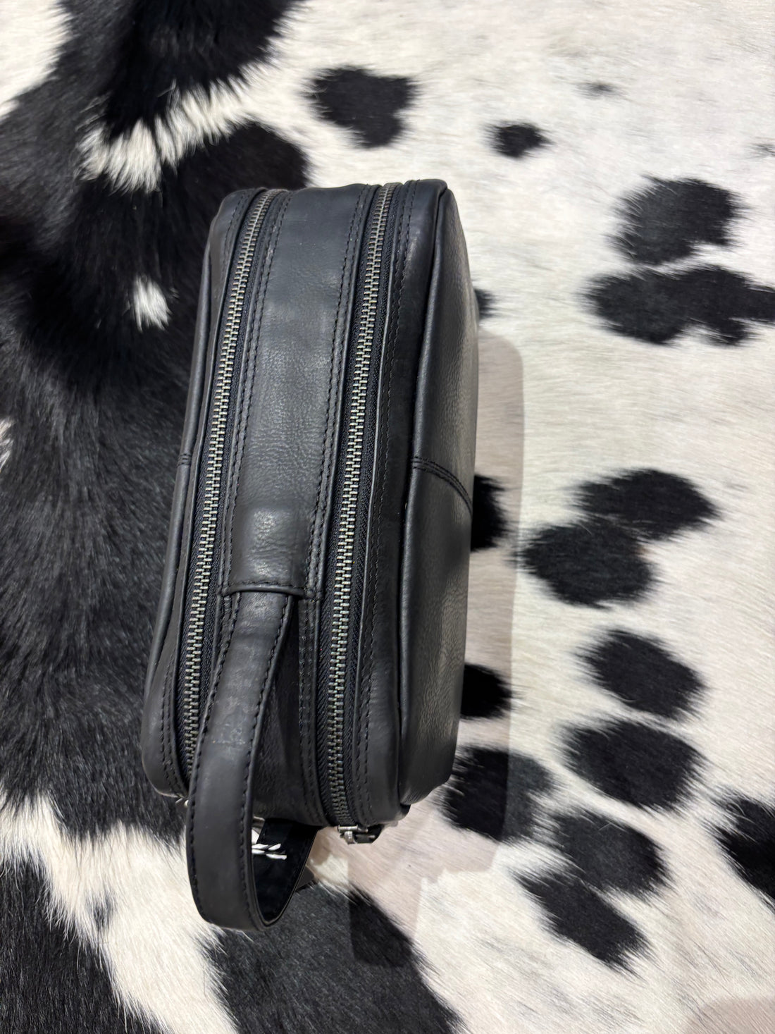 Leather Toiletry Bag 