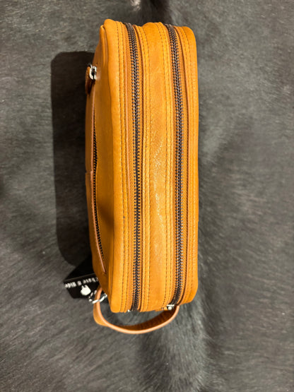Toiletry Bag Tan 