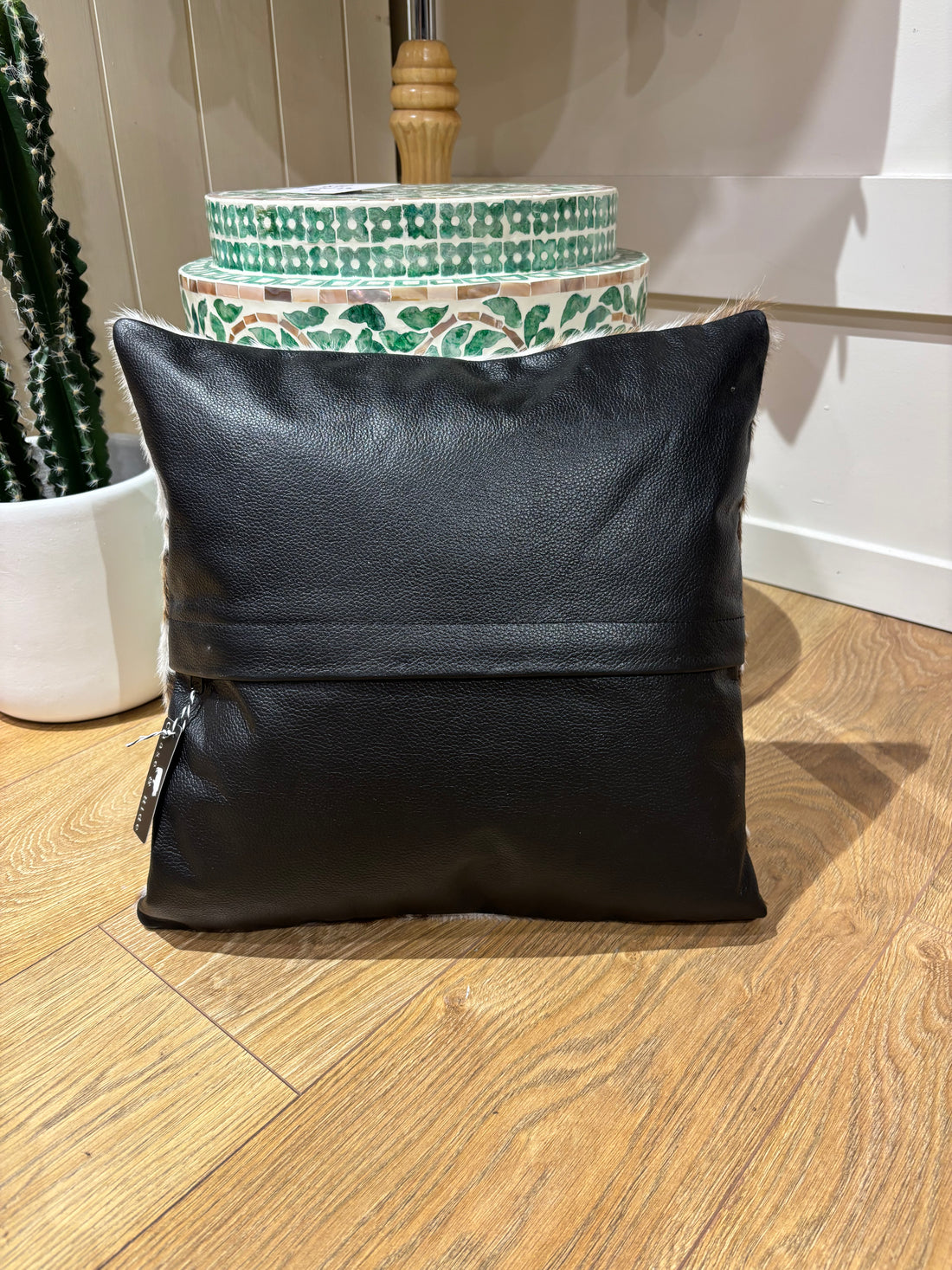 Hide and leather Cushion 