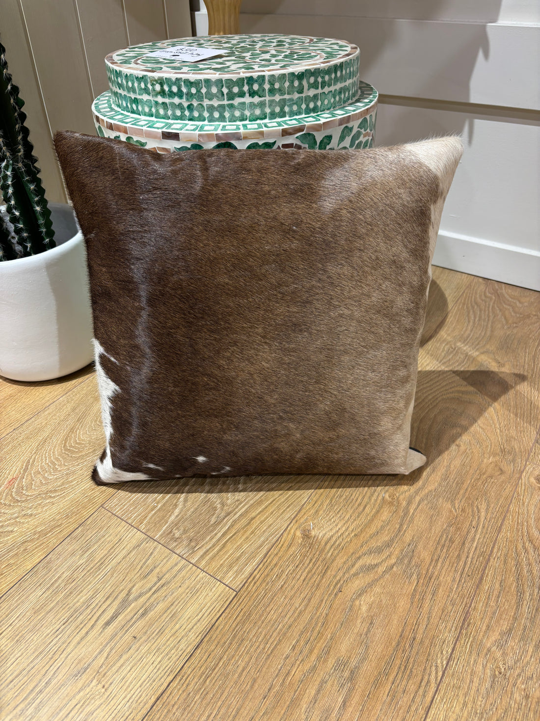 Hide and leather Cushion 