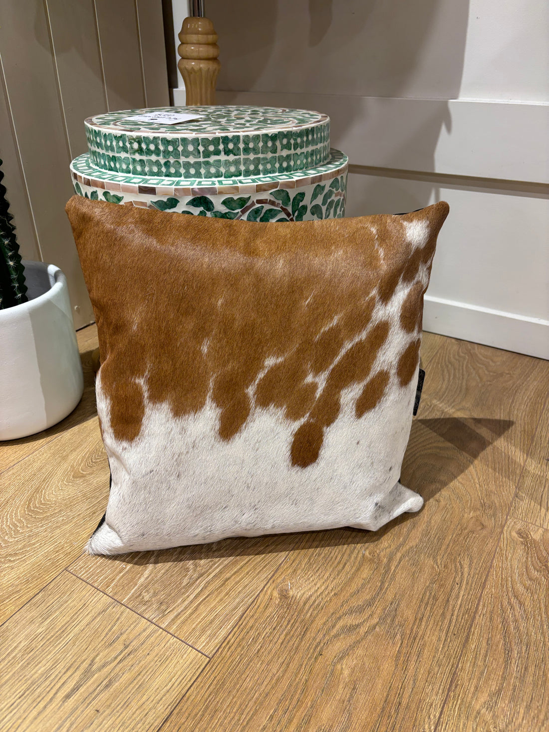 Hide and leather Cushion 