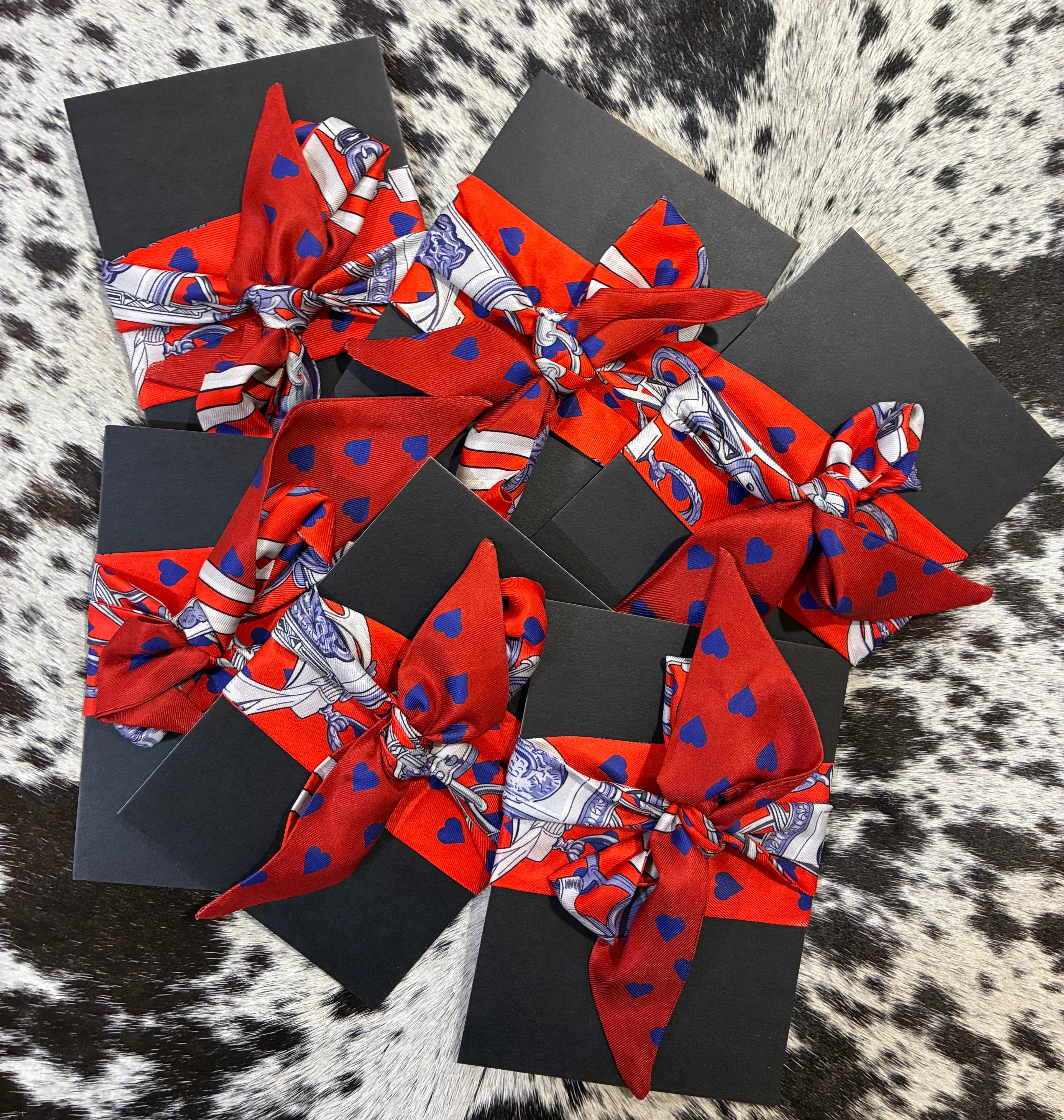 Neck tie scarf 