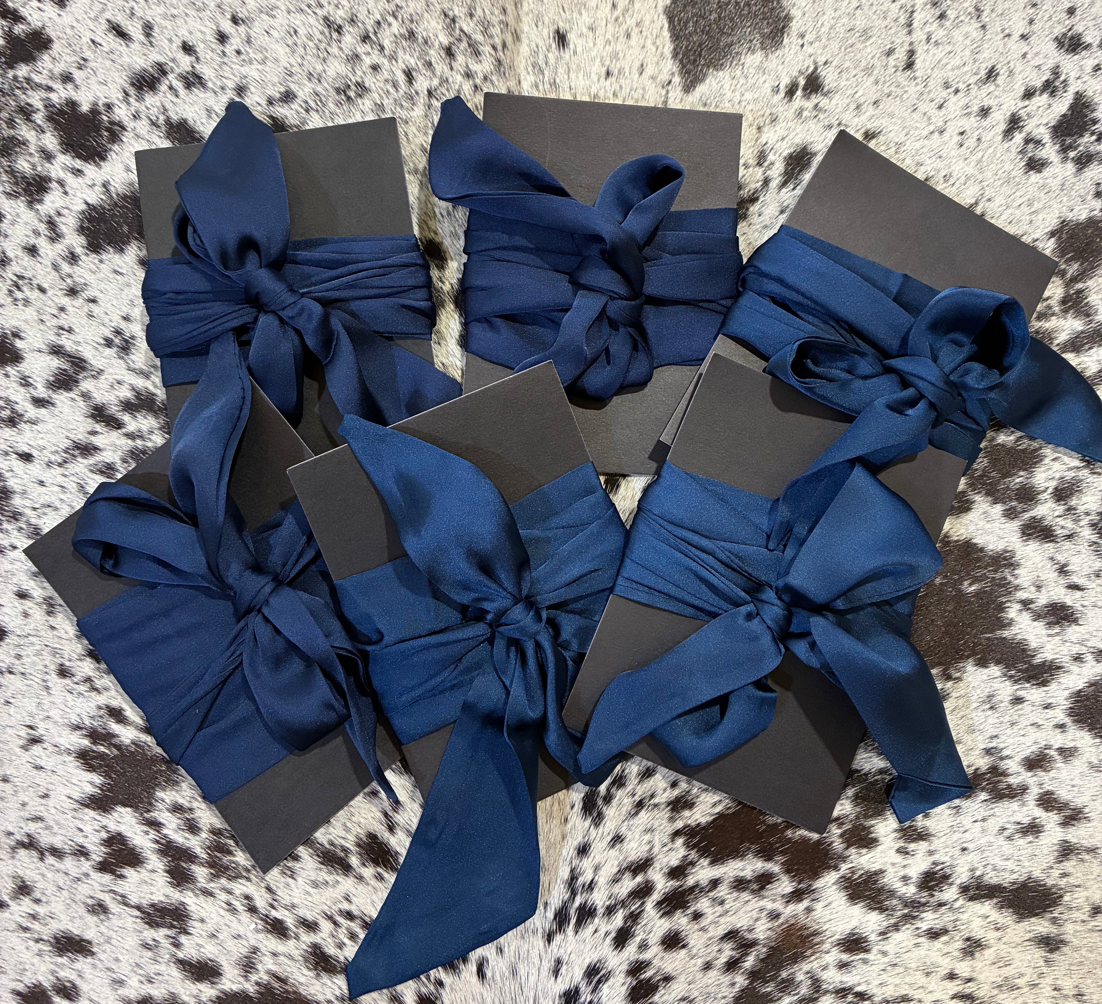 Neck tie scarf 