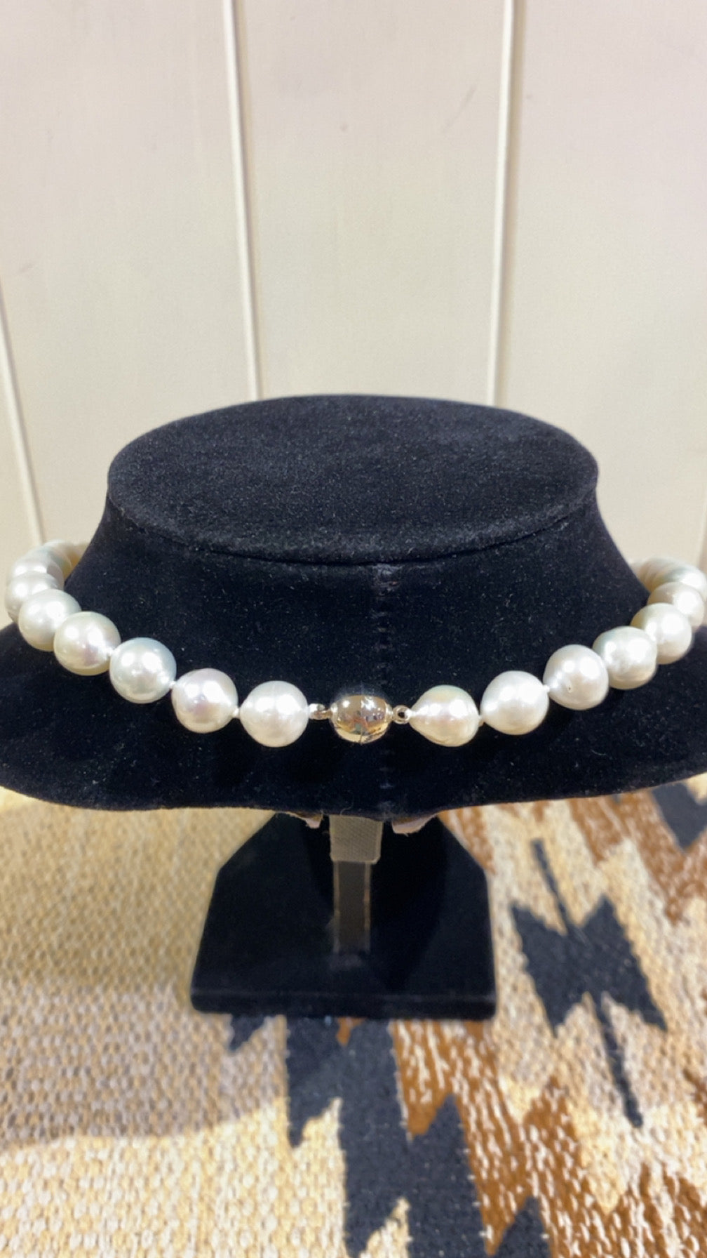 Baroque round freshwater pearl necklace