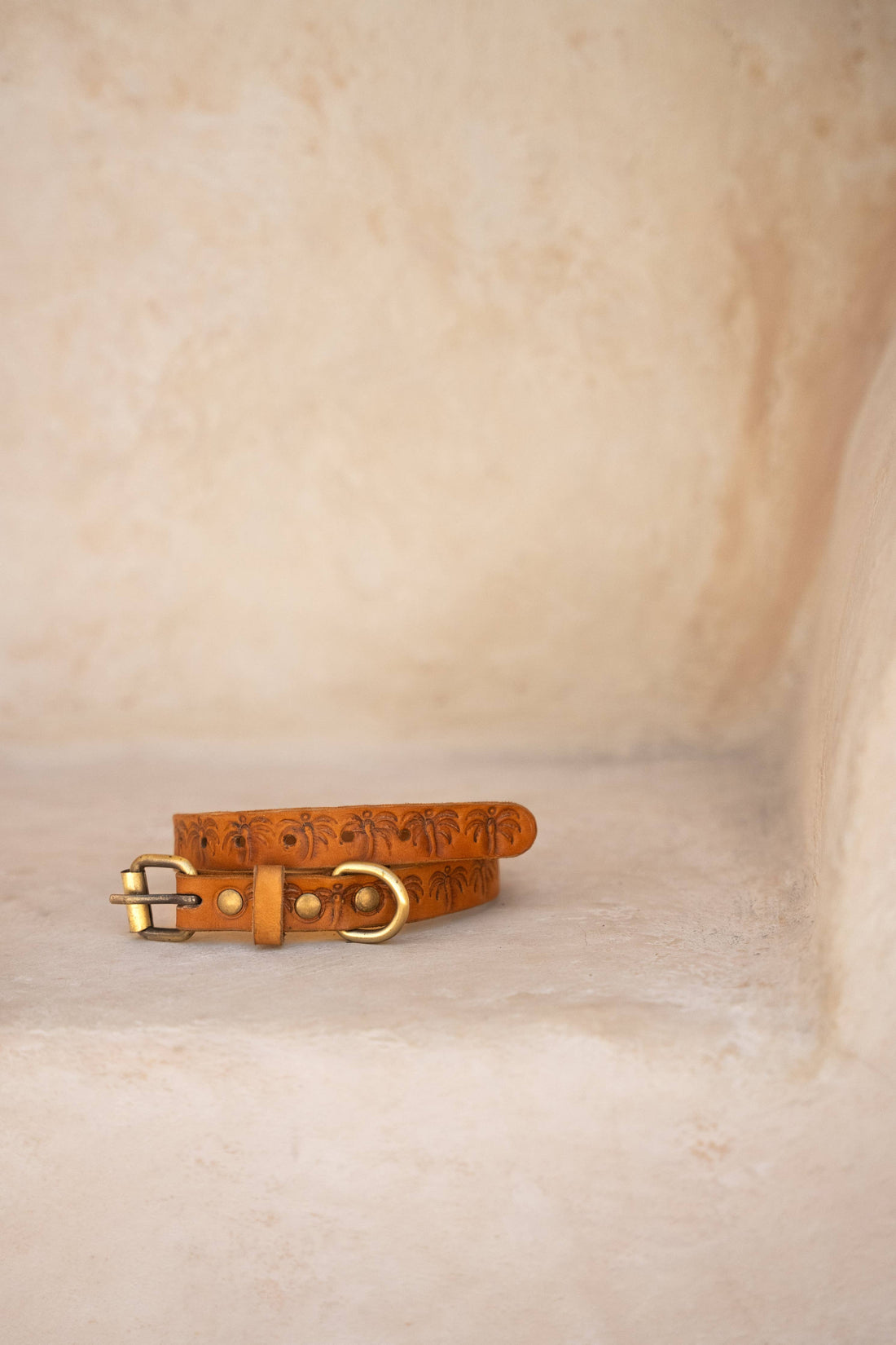 Island Collar // Palms Vintage Tan