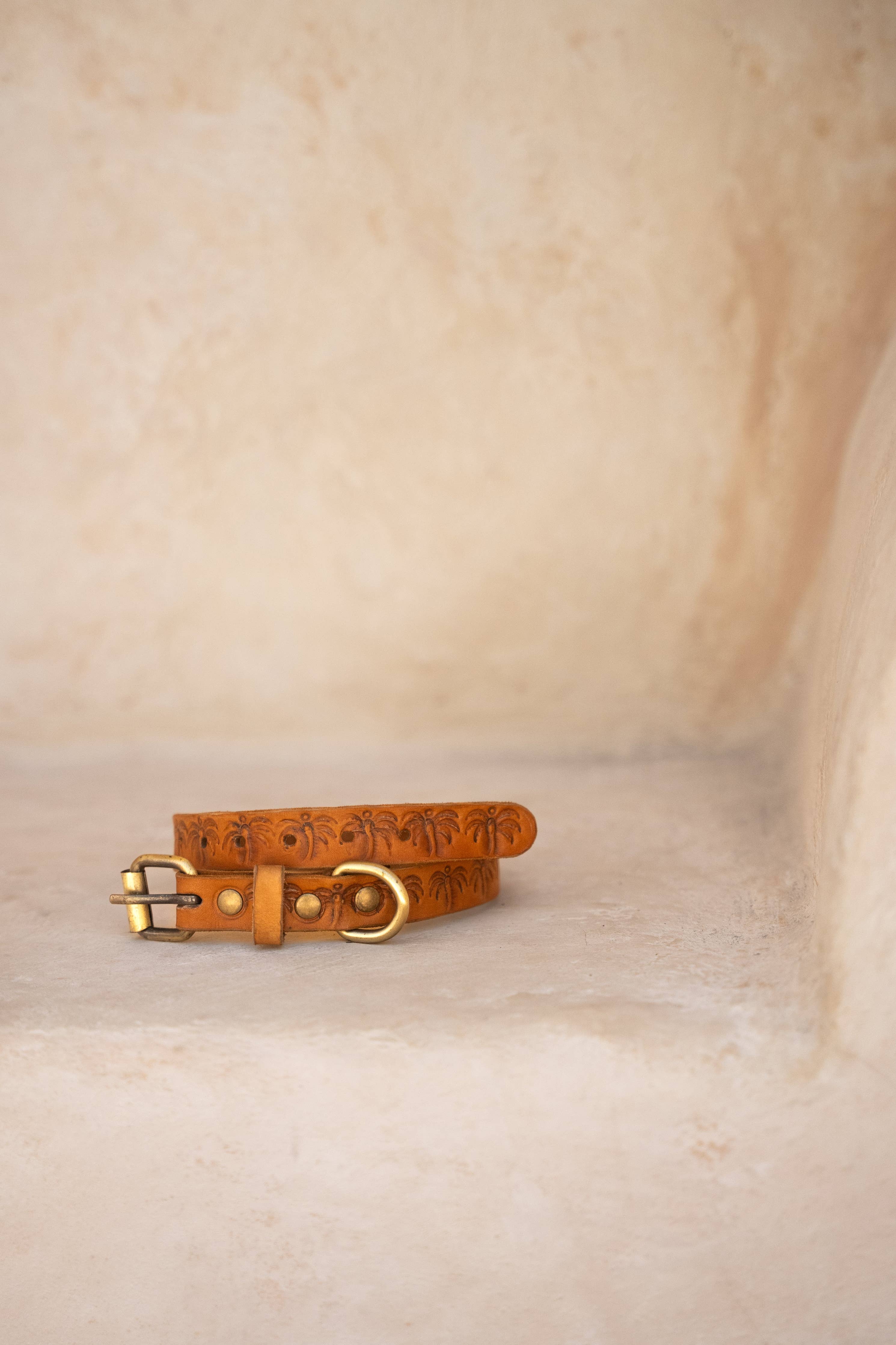 Island Collar // Palms Vintage Tan