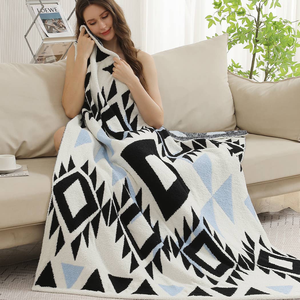 Tribal Pattern Cozy Soft Throw Blanket