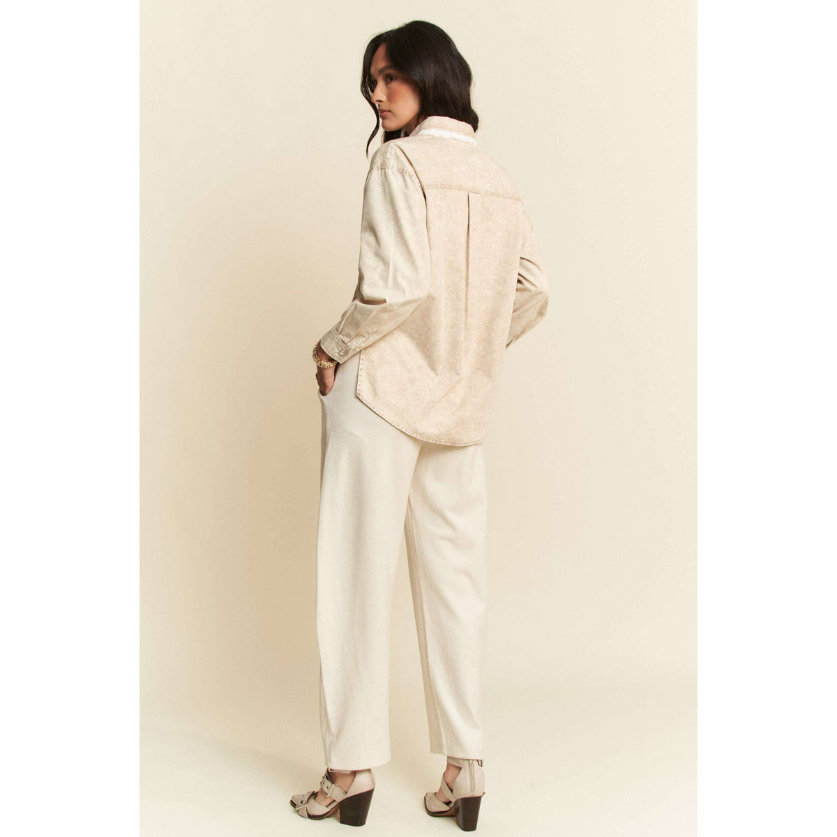 LIGHTWEIGHT WASHED LACE EDGE WAFFLE KNIT SHIRT