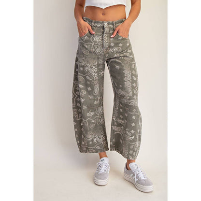 JEANS MINERAL WASHED PAISLEY PRINTED BARREL JEANS