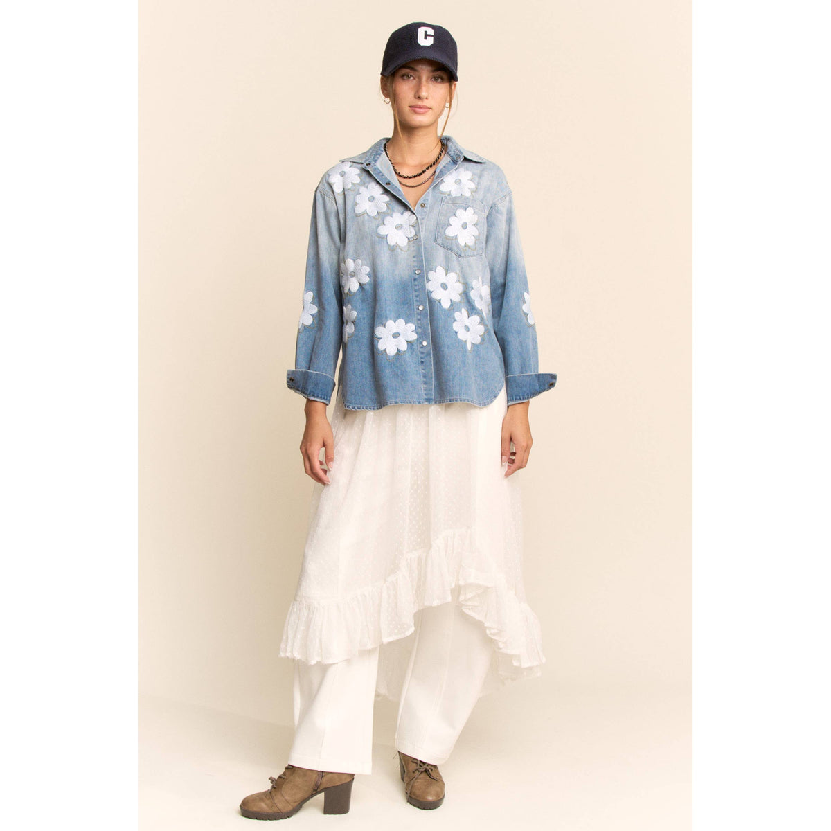 FLOWER EMBROIDERED BUTTON FRONT WASH DENIM SHIRT