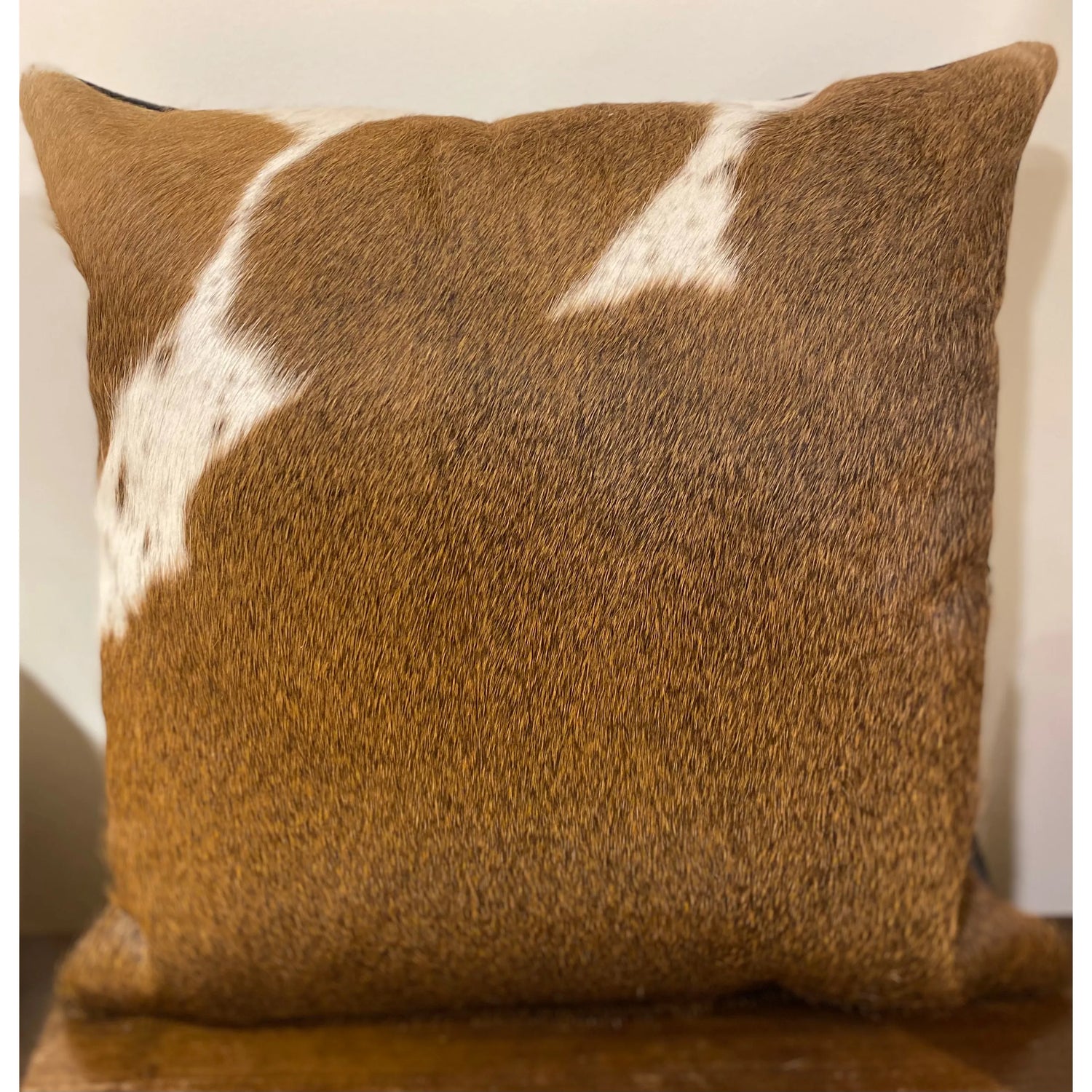 Hide and leather Cushion 