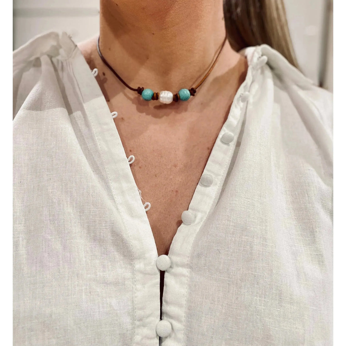 Turquoise and pearl Light tan leather necklace