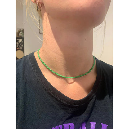 Green bead choker 