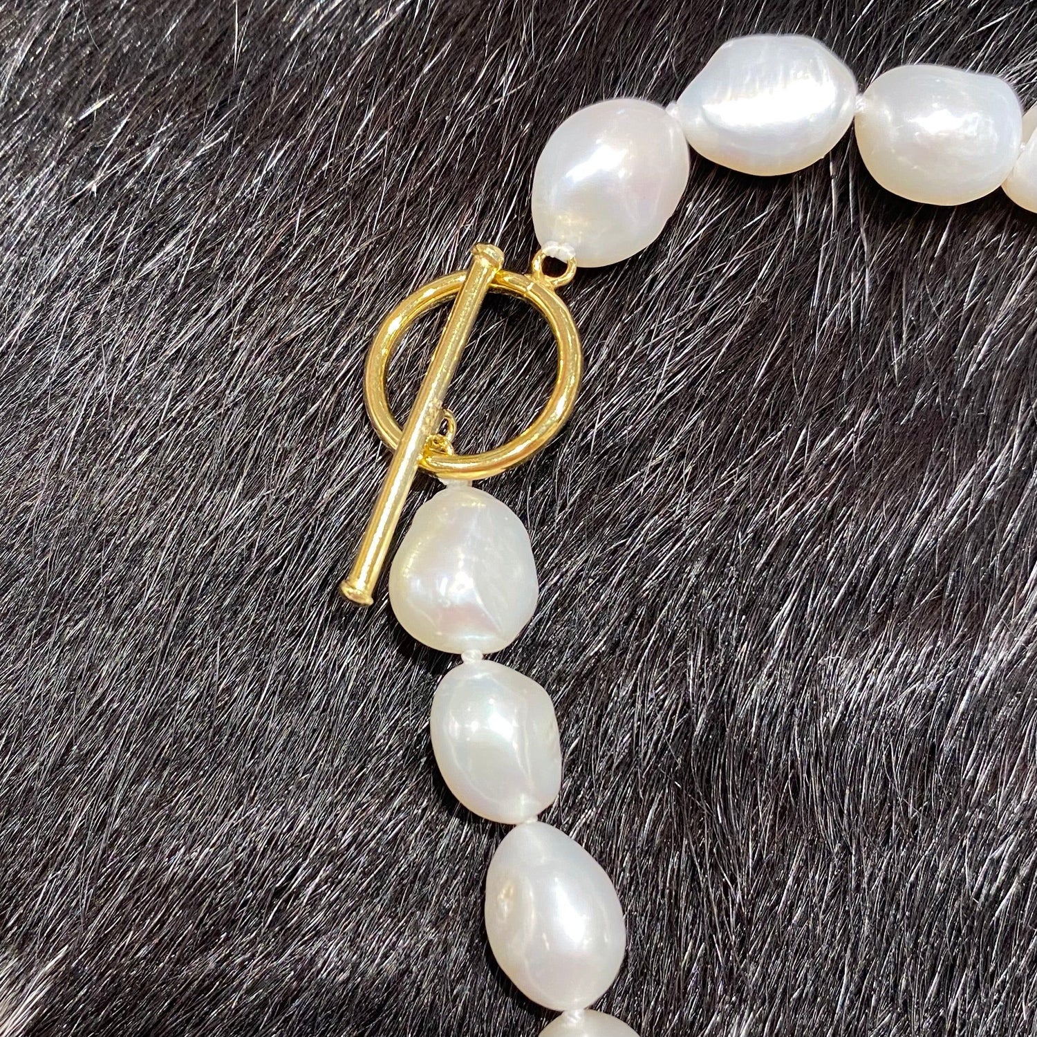 Freshwater potato pearl necklace with gold fob • gp1