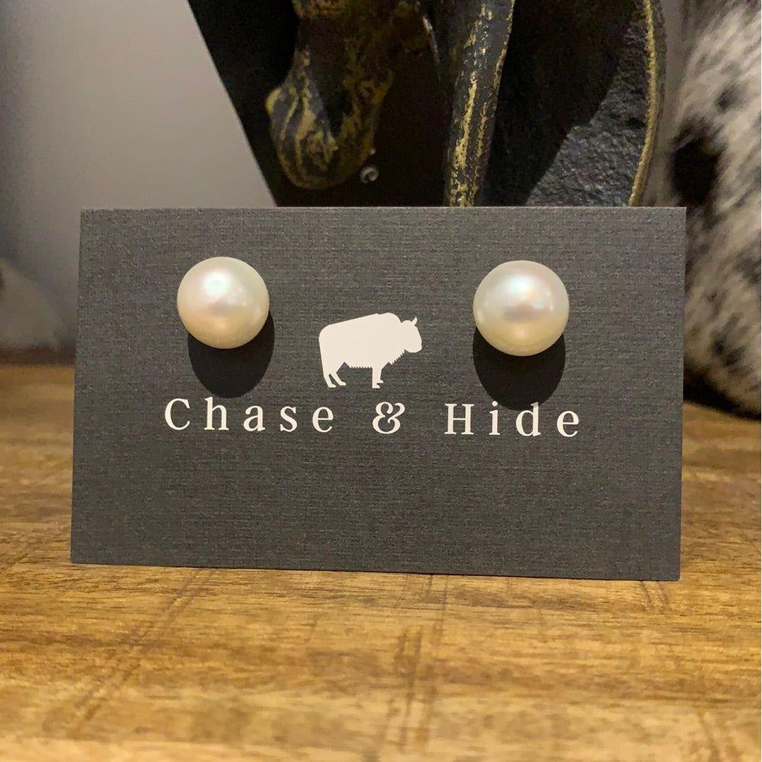 Pearl stud and silver earrings 