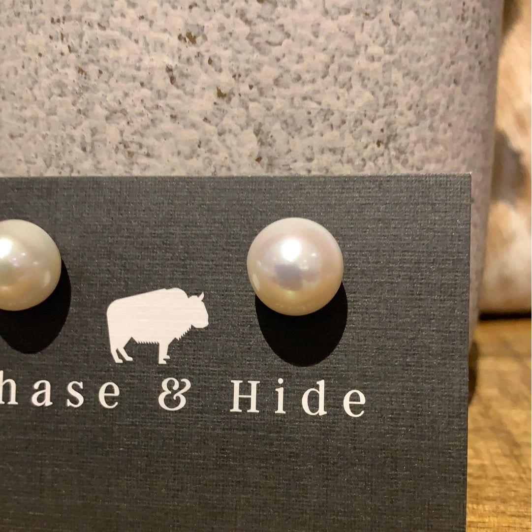 Pearl stud and silver earrings 