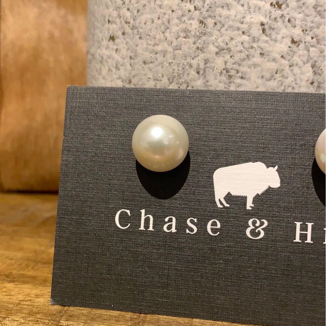 Pearl stud and silver earrings 