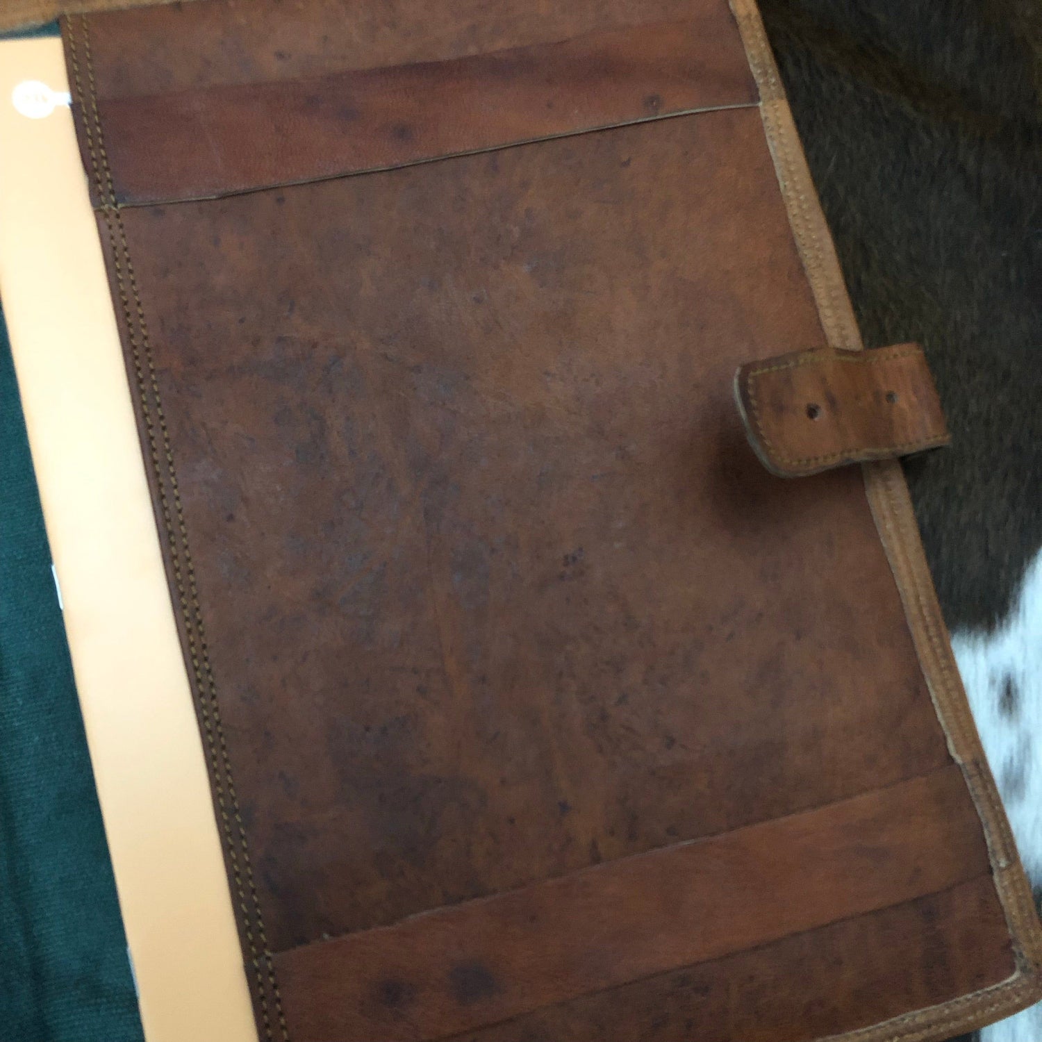 Leather A4 folio with buckle